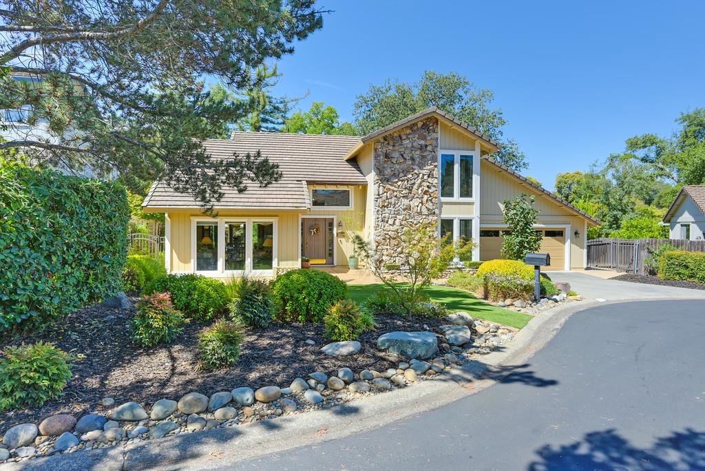 9136 Junewood Lane
