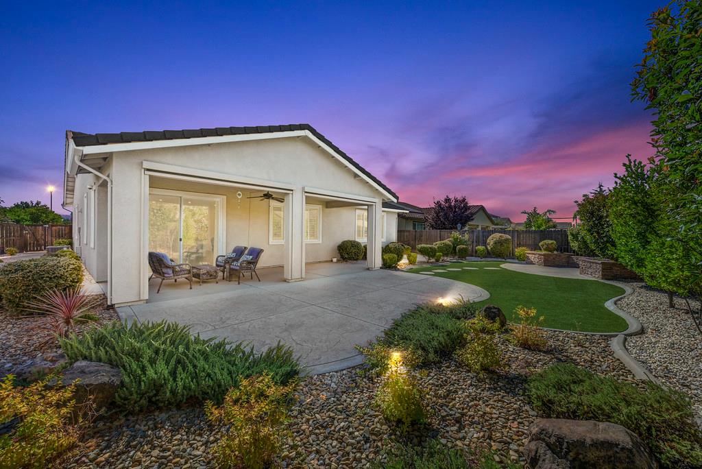 325 Winthrop Court