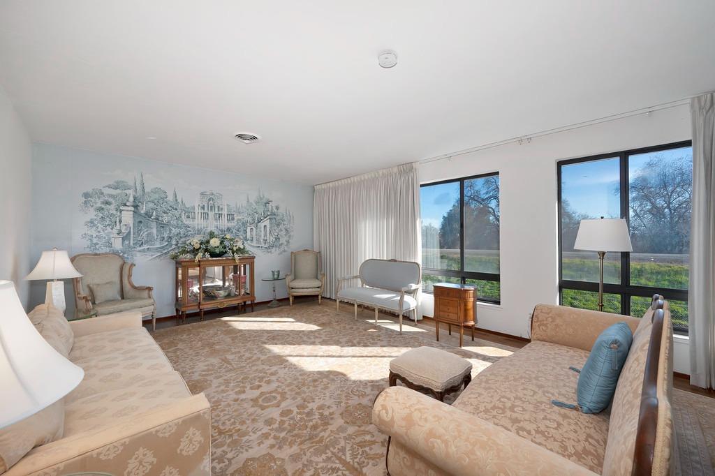 2620 Kadema Drive