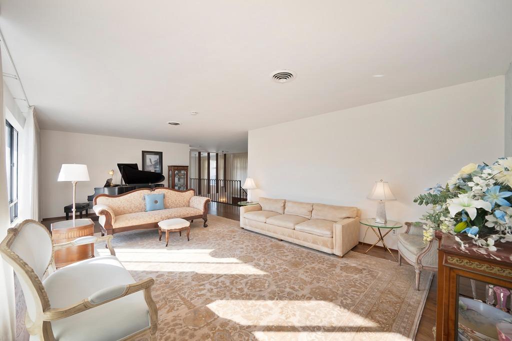 2620 Kadema Drive