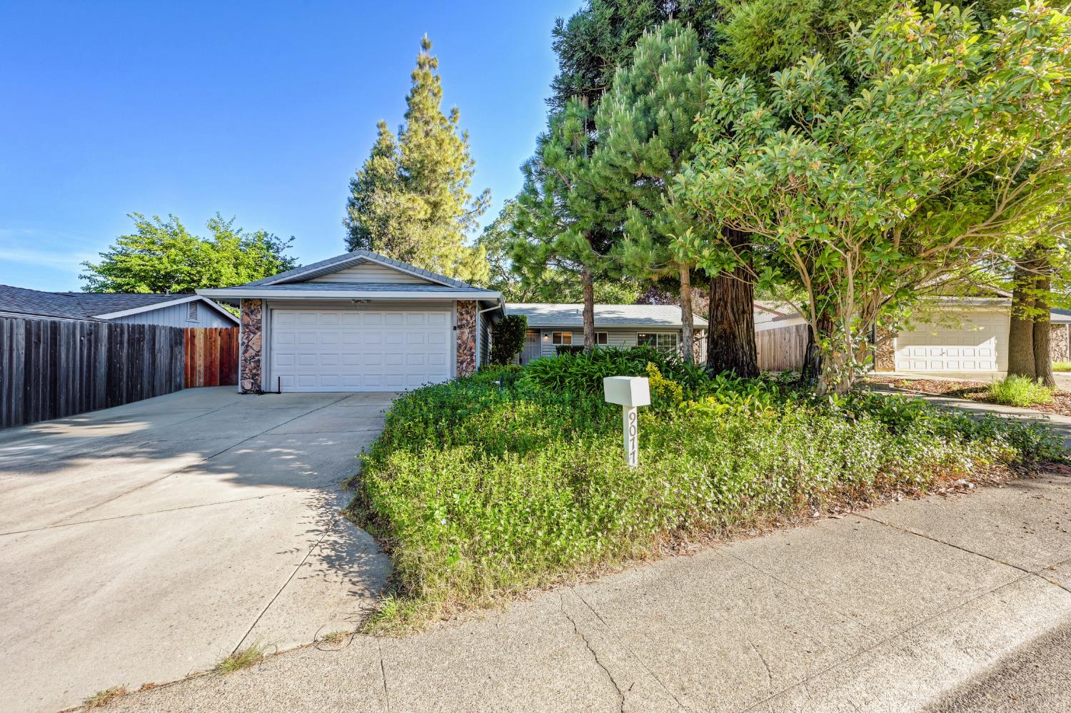 9077 Westeria Way