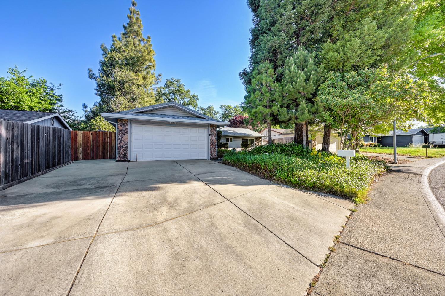 9077 Westeria Way