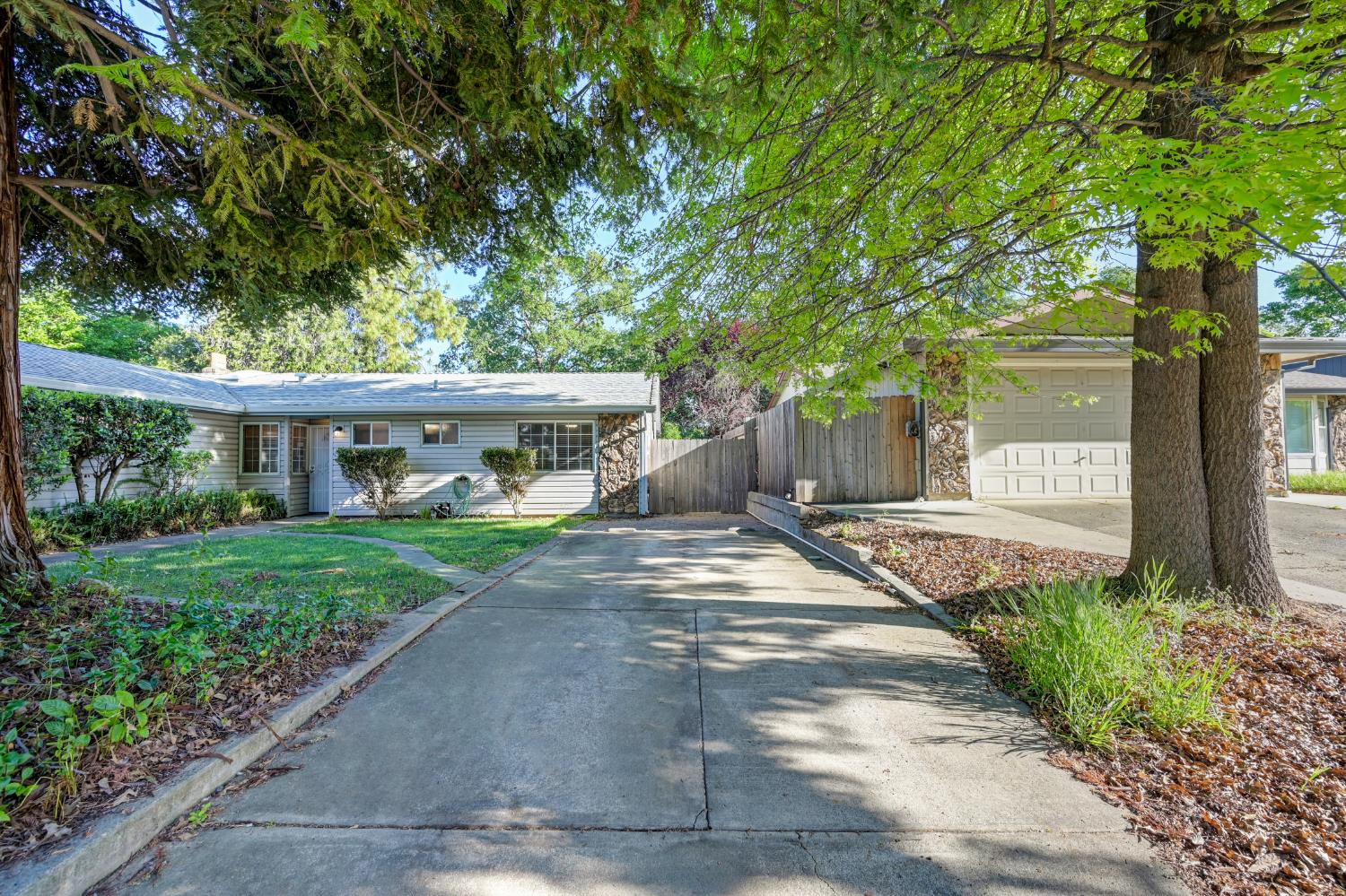 9077 Westeria Way