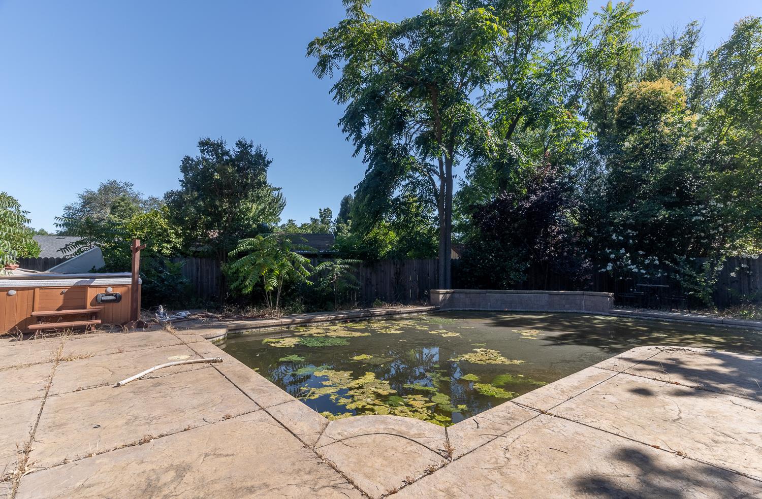 7222 Almond Avenue