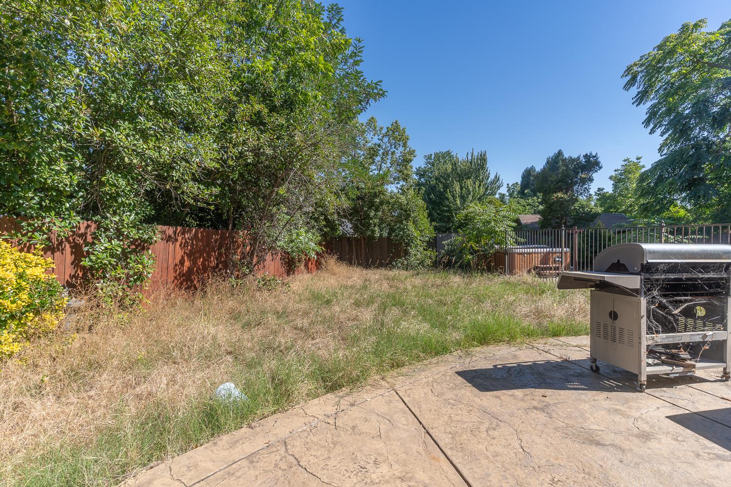 7222 Almond Avenue