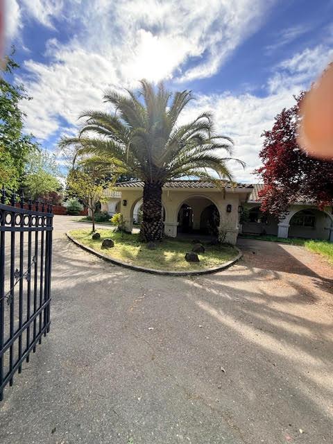 7222 Almond Avenue