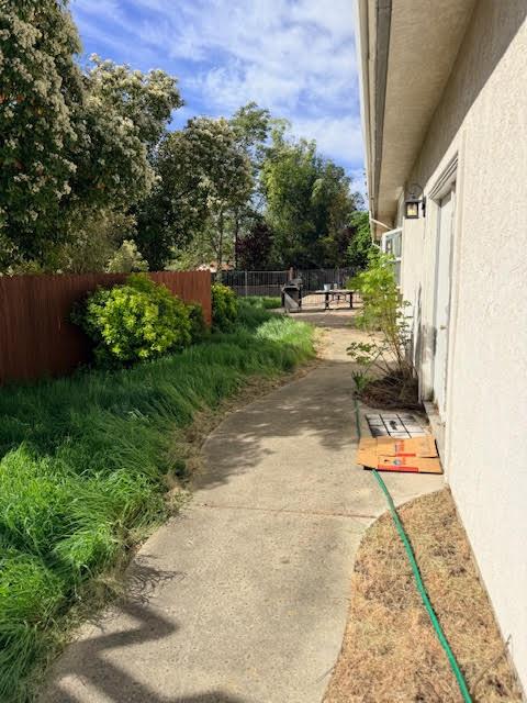 7222 Almond Avenue