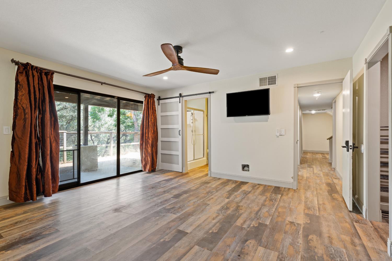 121 Prospector Court