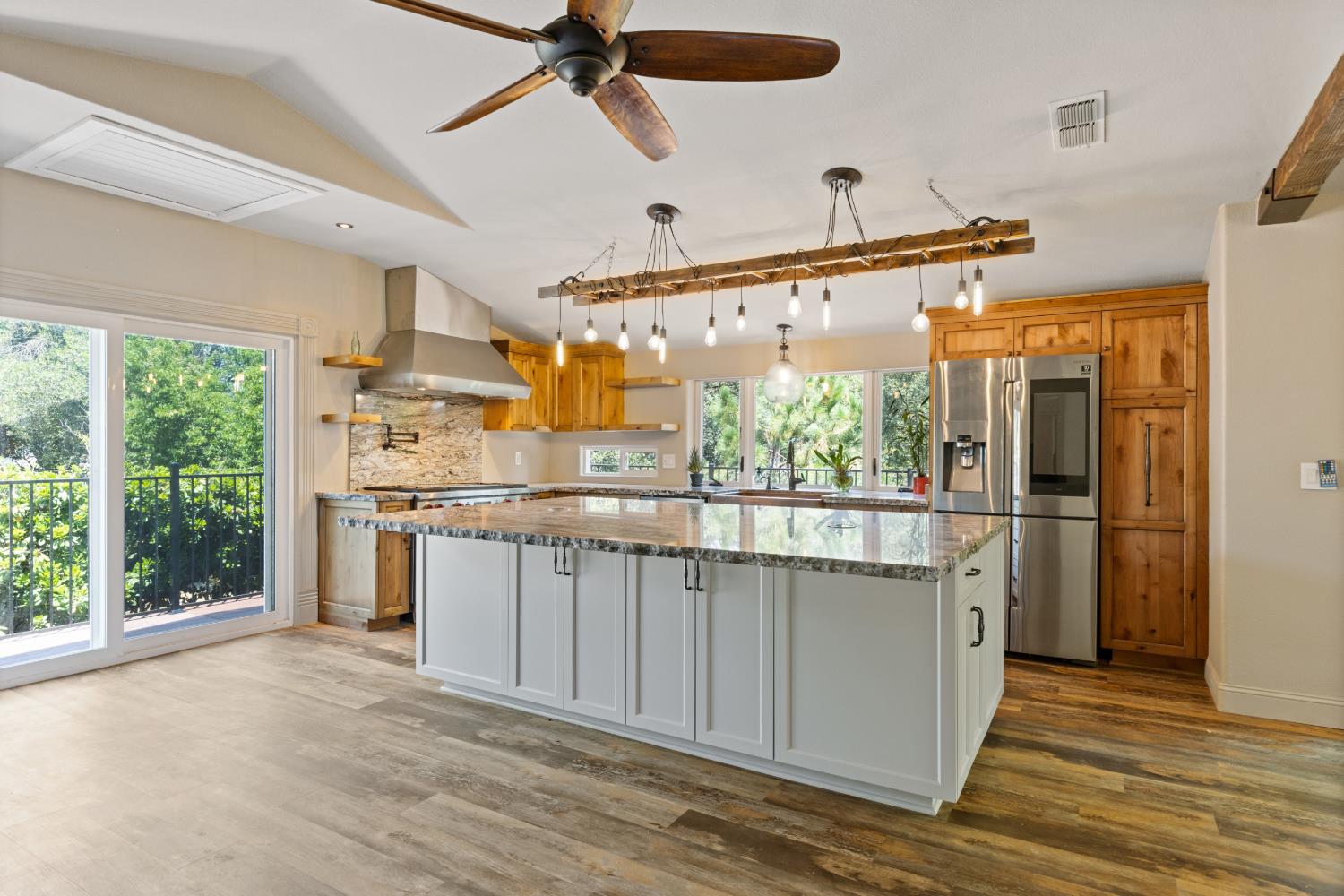121 Prospector Court