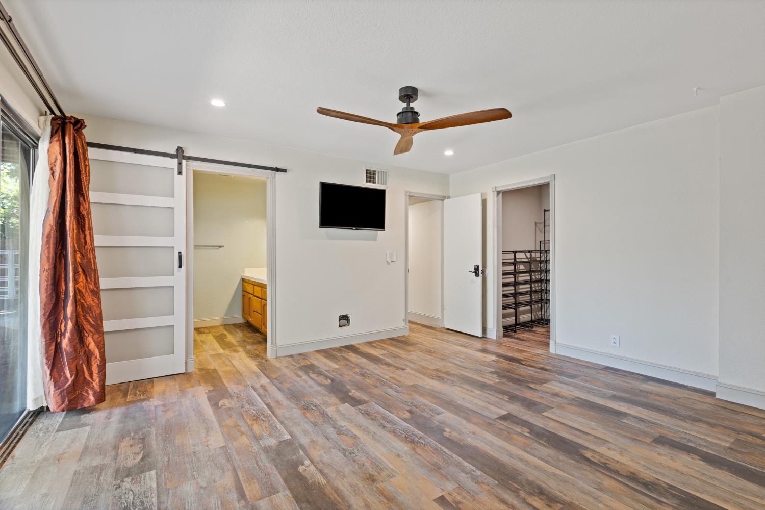 121 Prospector Court