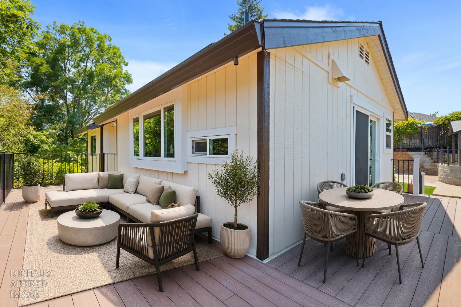 121 Prospector Court