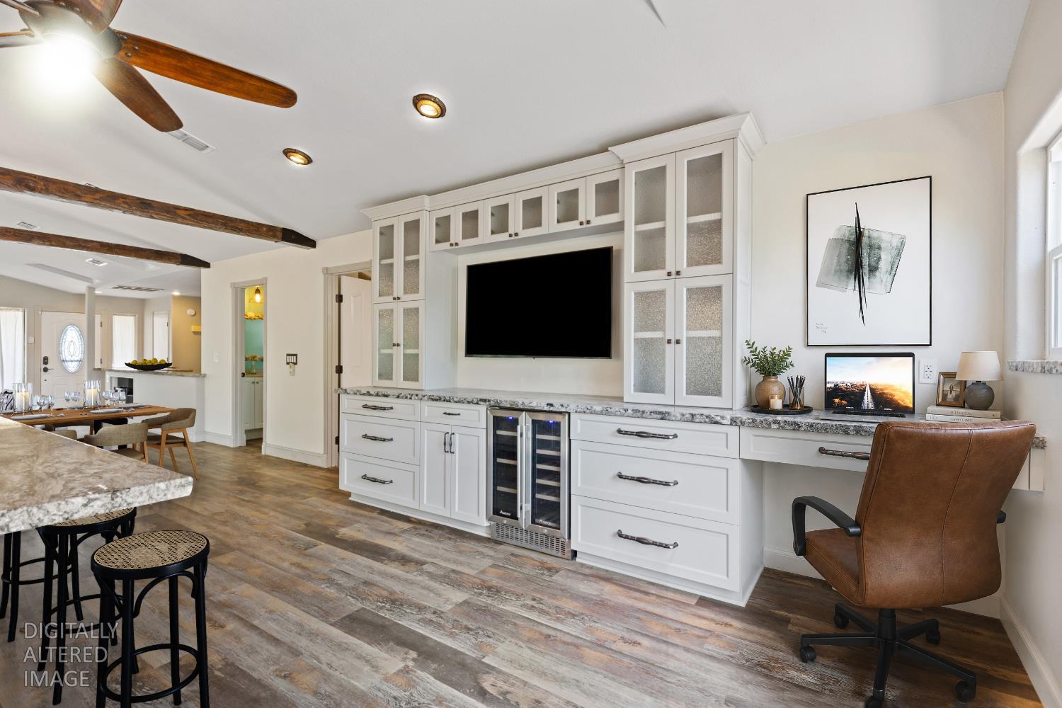 121 Prospector Court