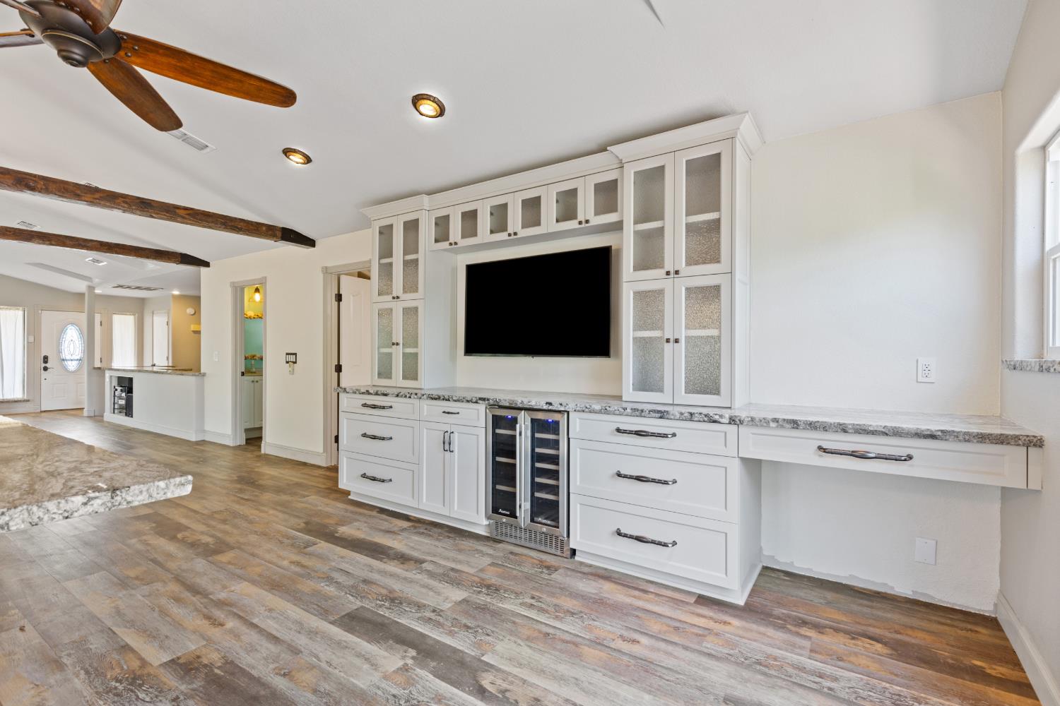 121 Prospector Court