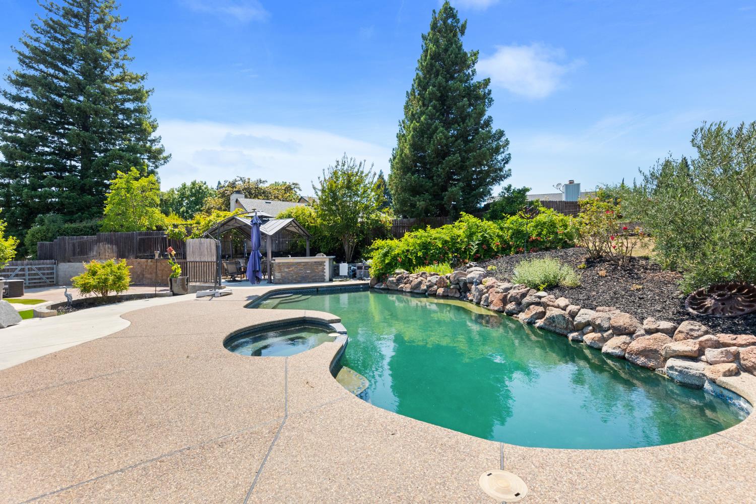 121 Prospector Court