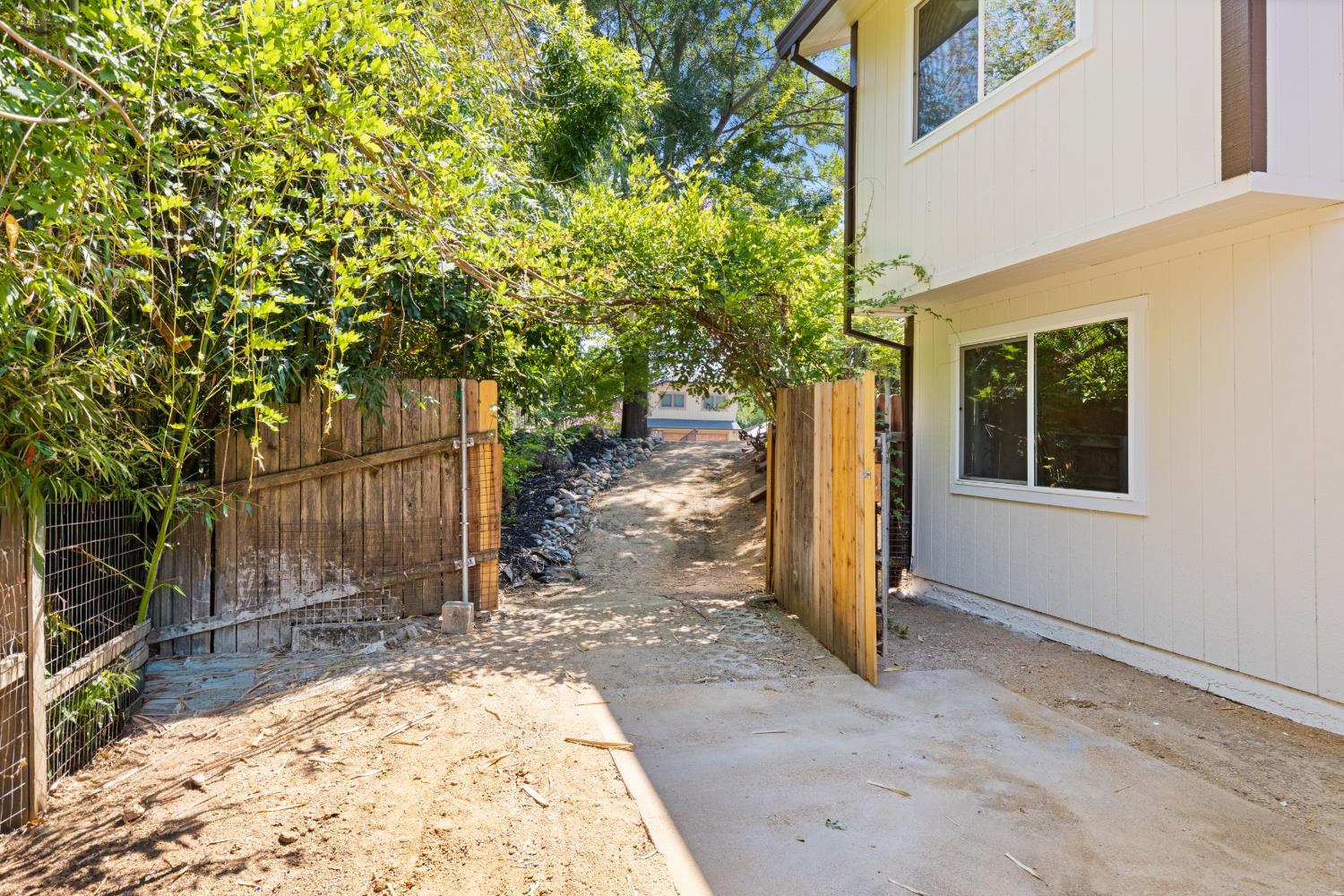 121 Prospector Court