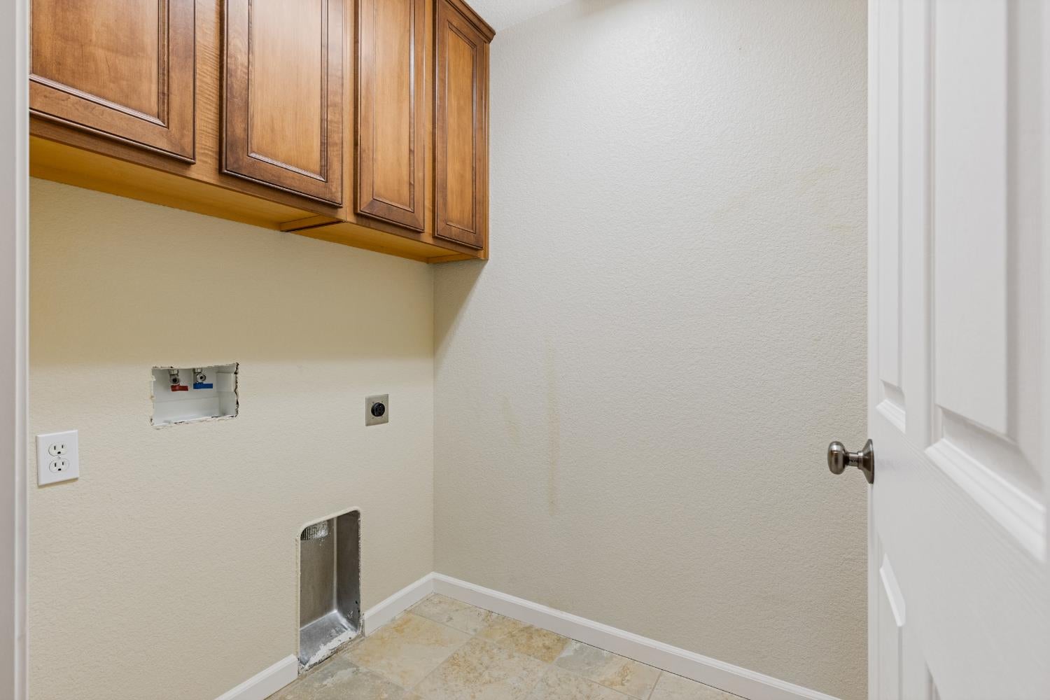 1272 Alberton Circle