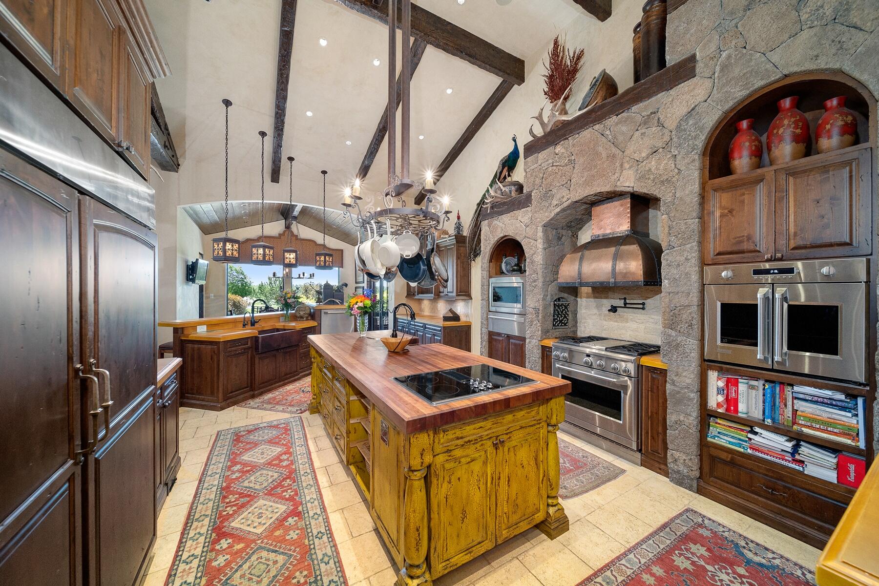 8055 SW Powell Butte Highway