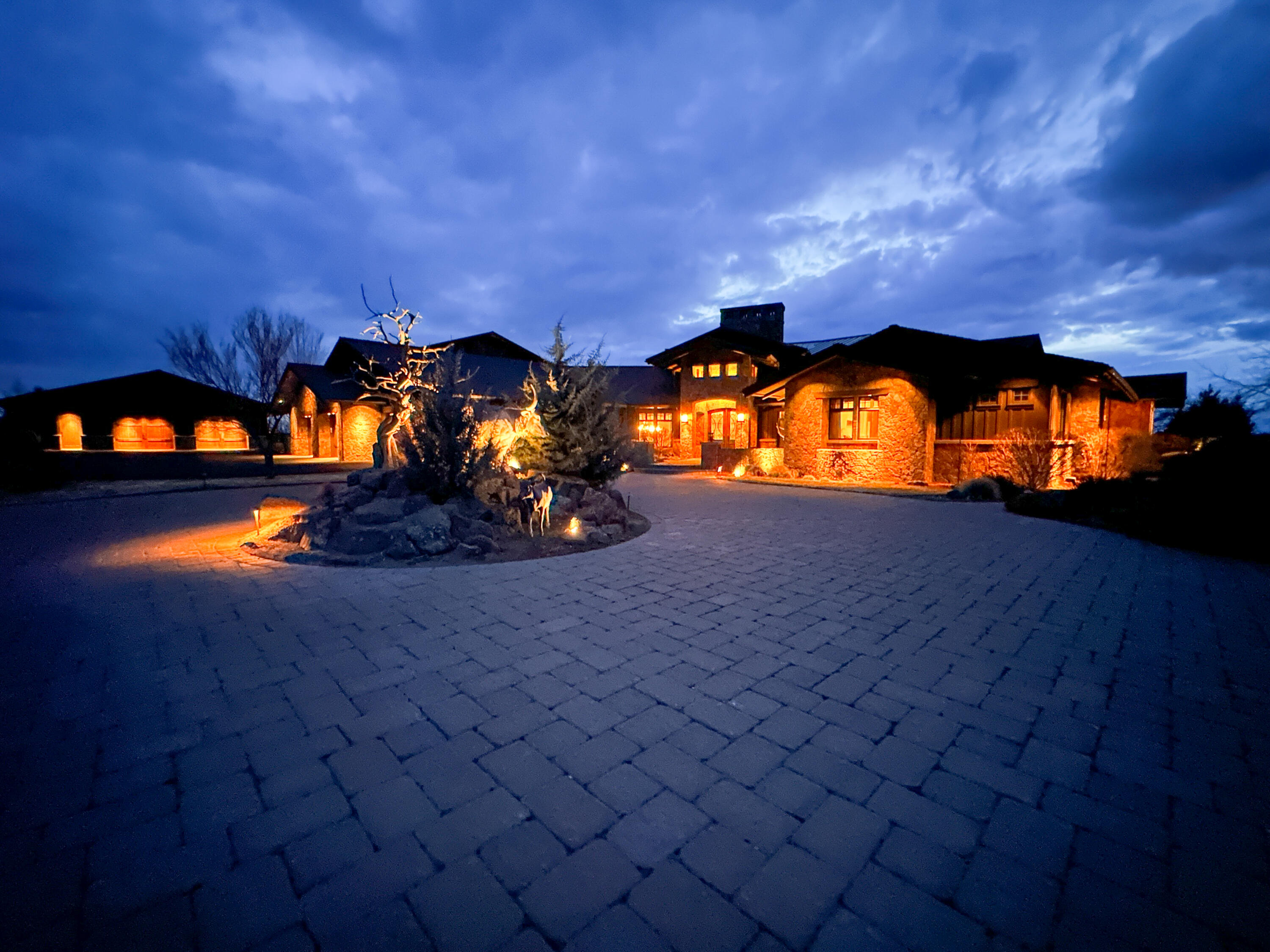 8055 SW Powell Butte Highway