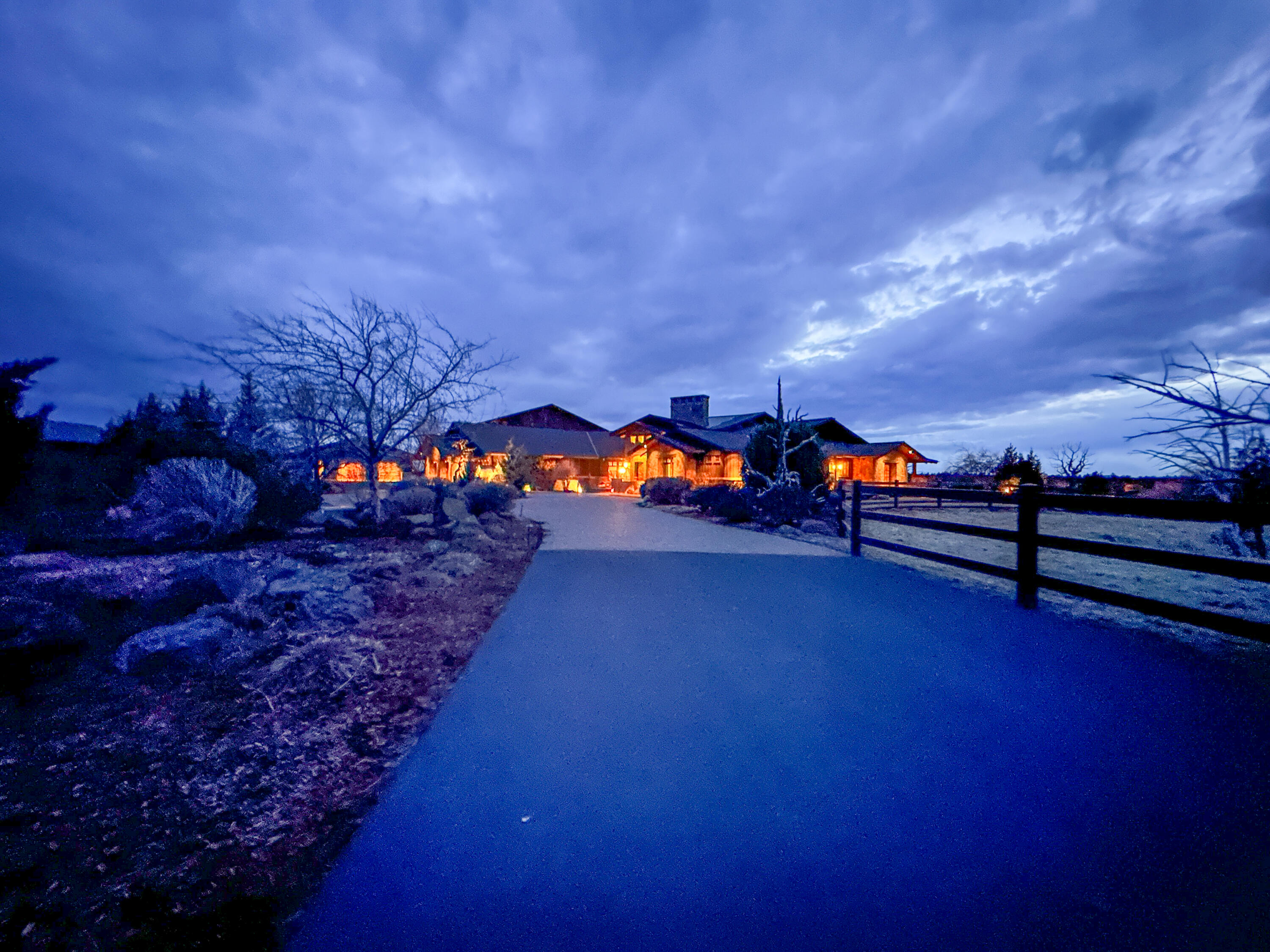 8055 SW Powell Butte Highway