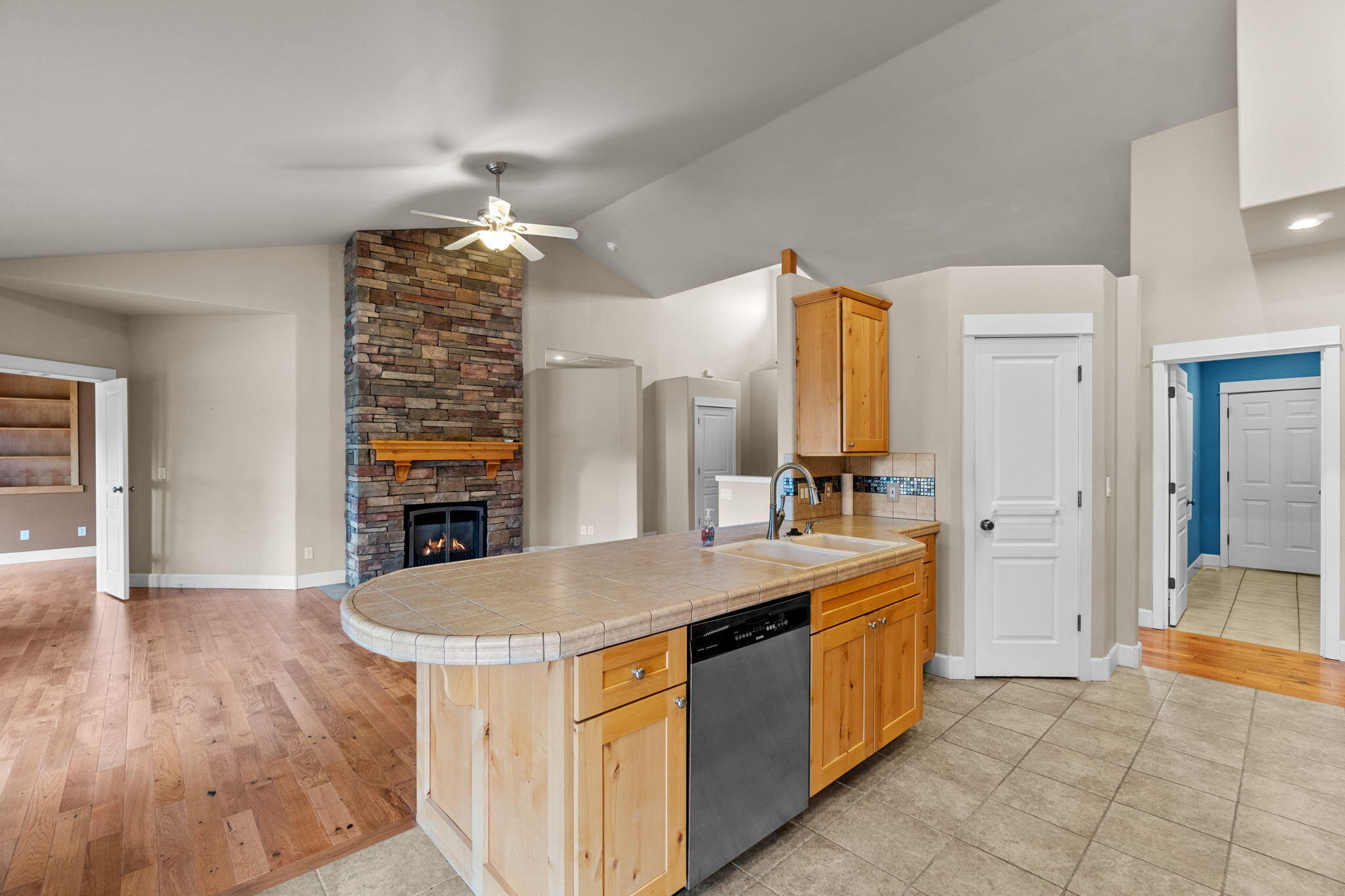 21407 Bradetich Loop