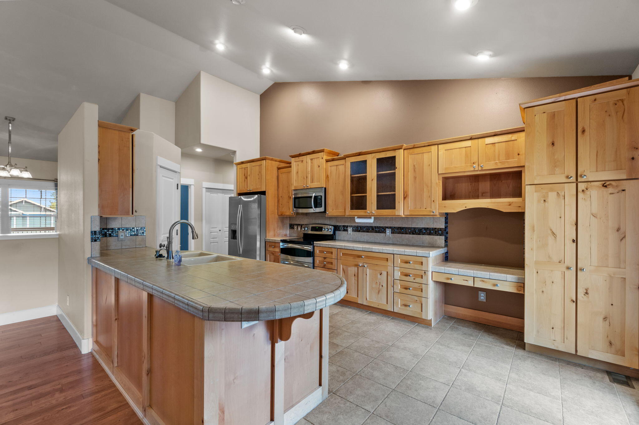 21407 Bradetich Loop