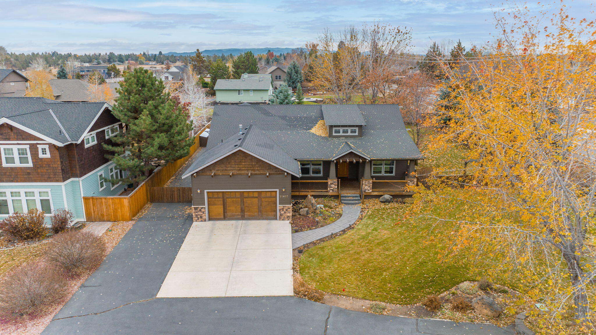 21407 Bradetich Loop