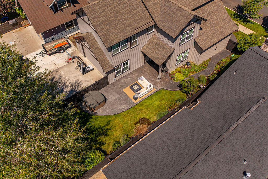 875 NW Fort Clatsop Street