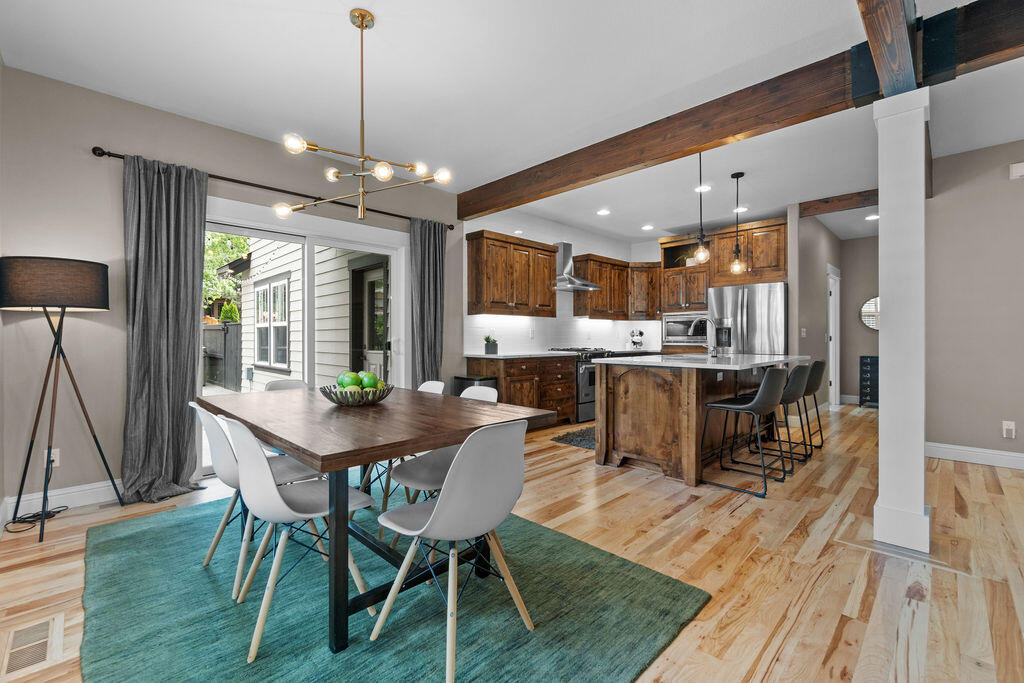 875 NW Fort Clatsop Street