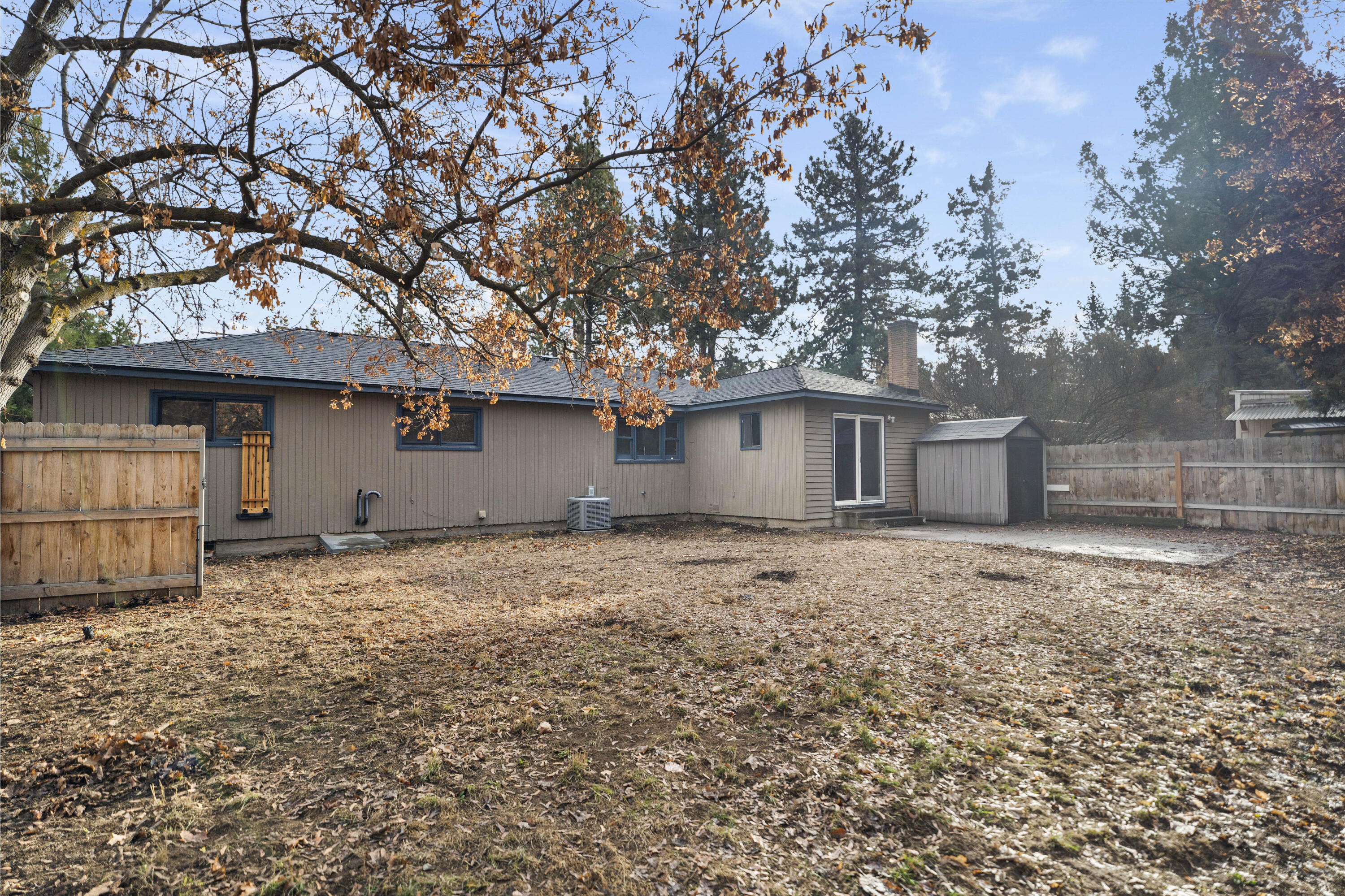 851 NE 8th Street