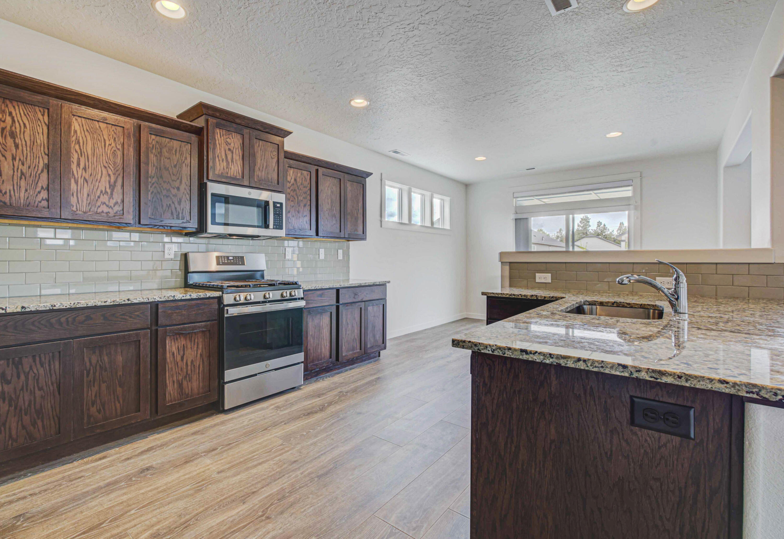 3462 NW 9th Lane