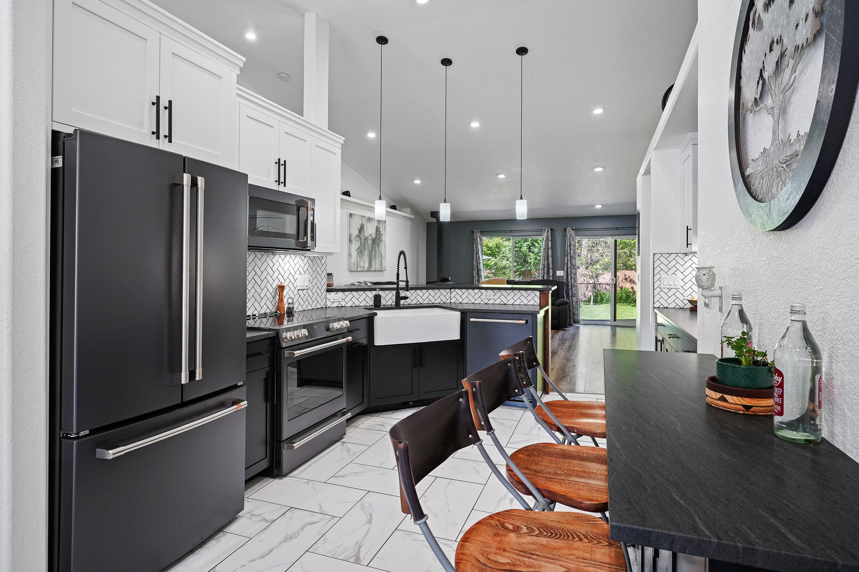 60060 Turquoise Road