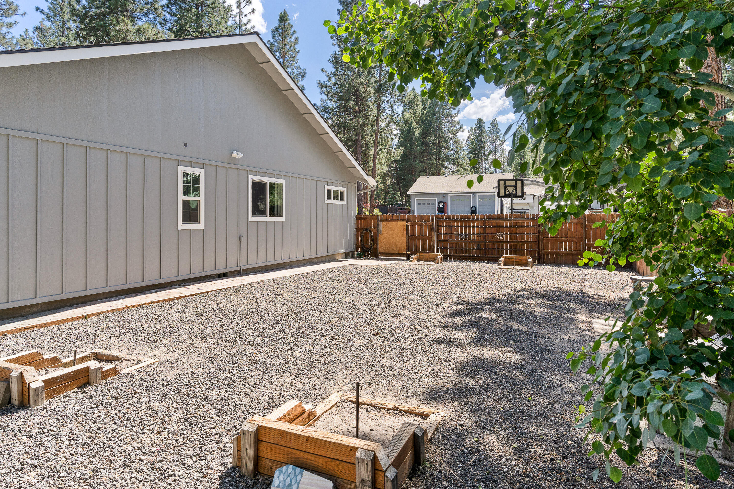 60060 Turquoise Road