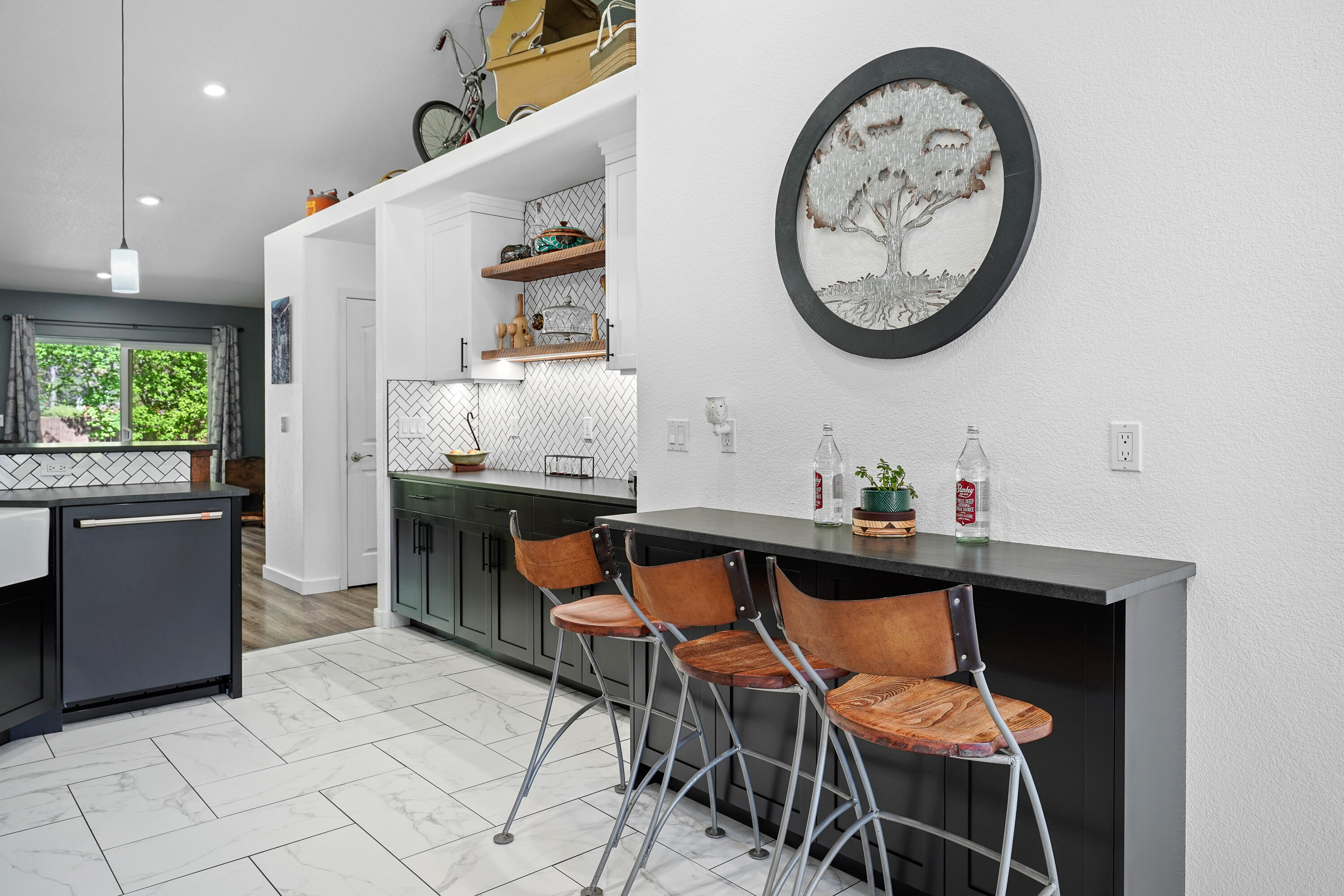 60060 Turquoise Road