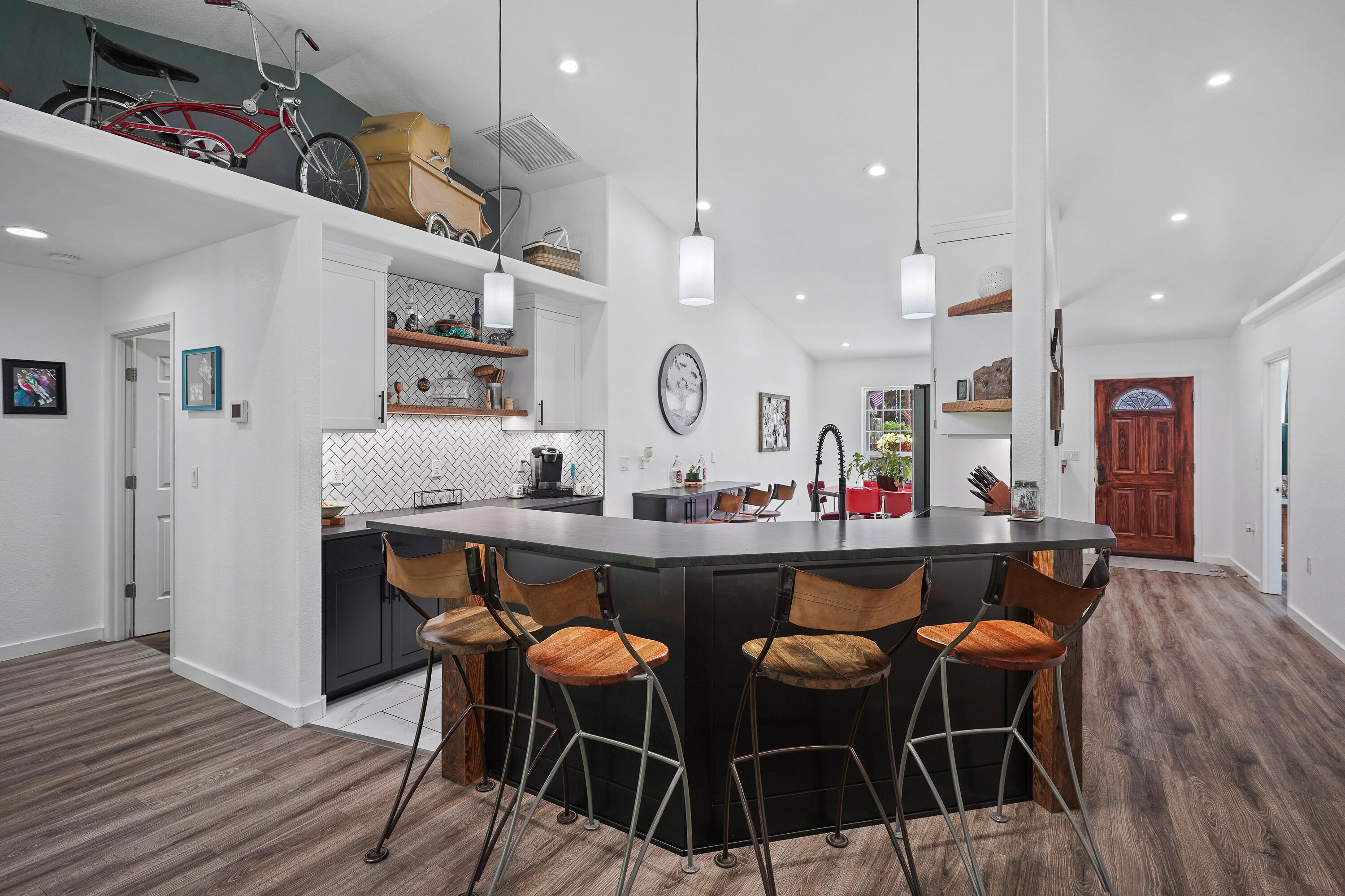 60060 Turquoise Road