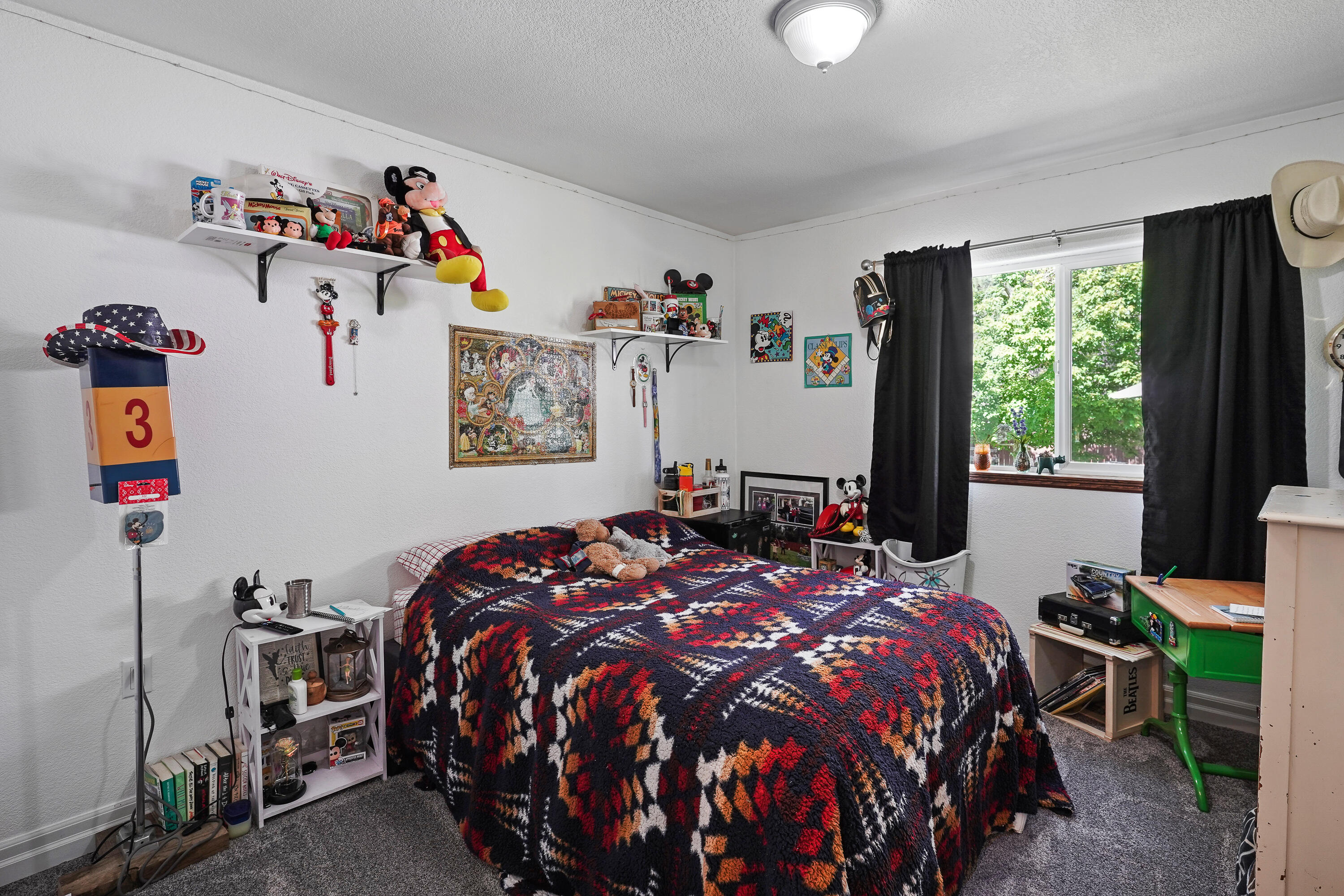 60060 Turquoise Road