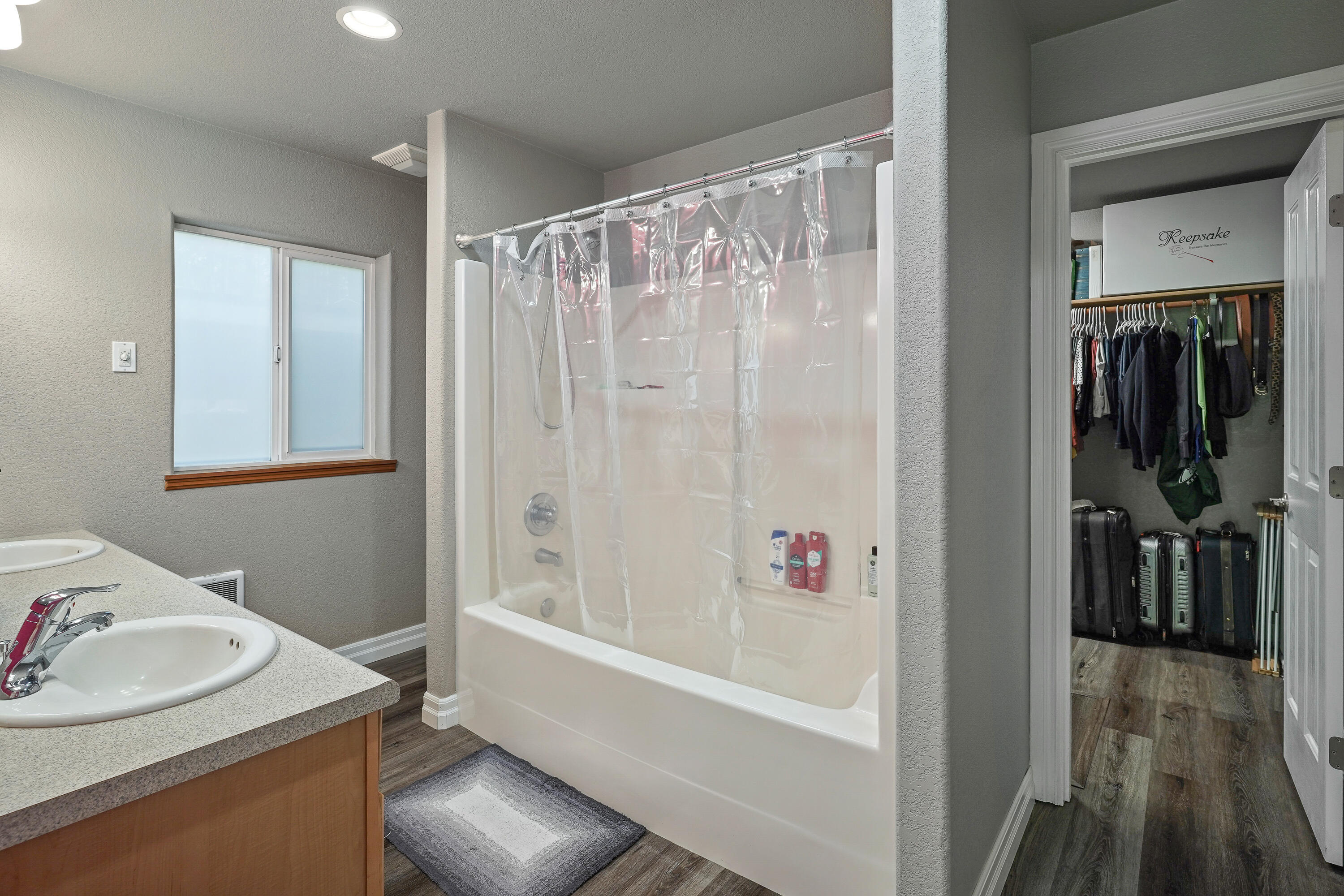 60060 Turquoise Road