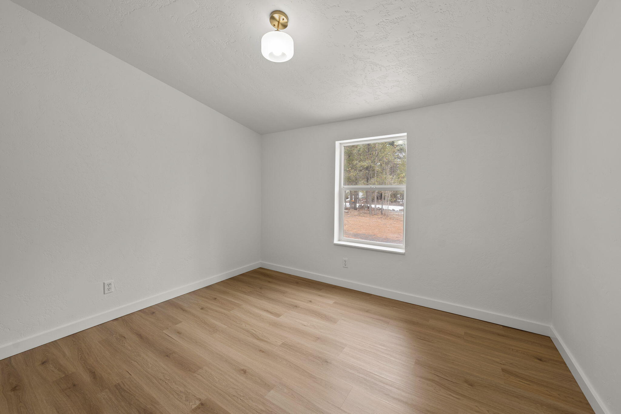 16047 Falcon Lane