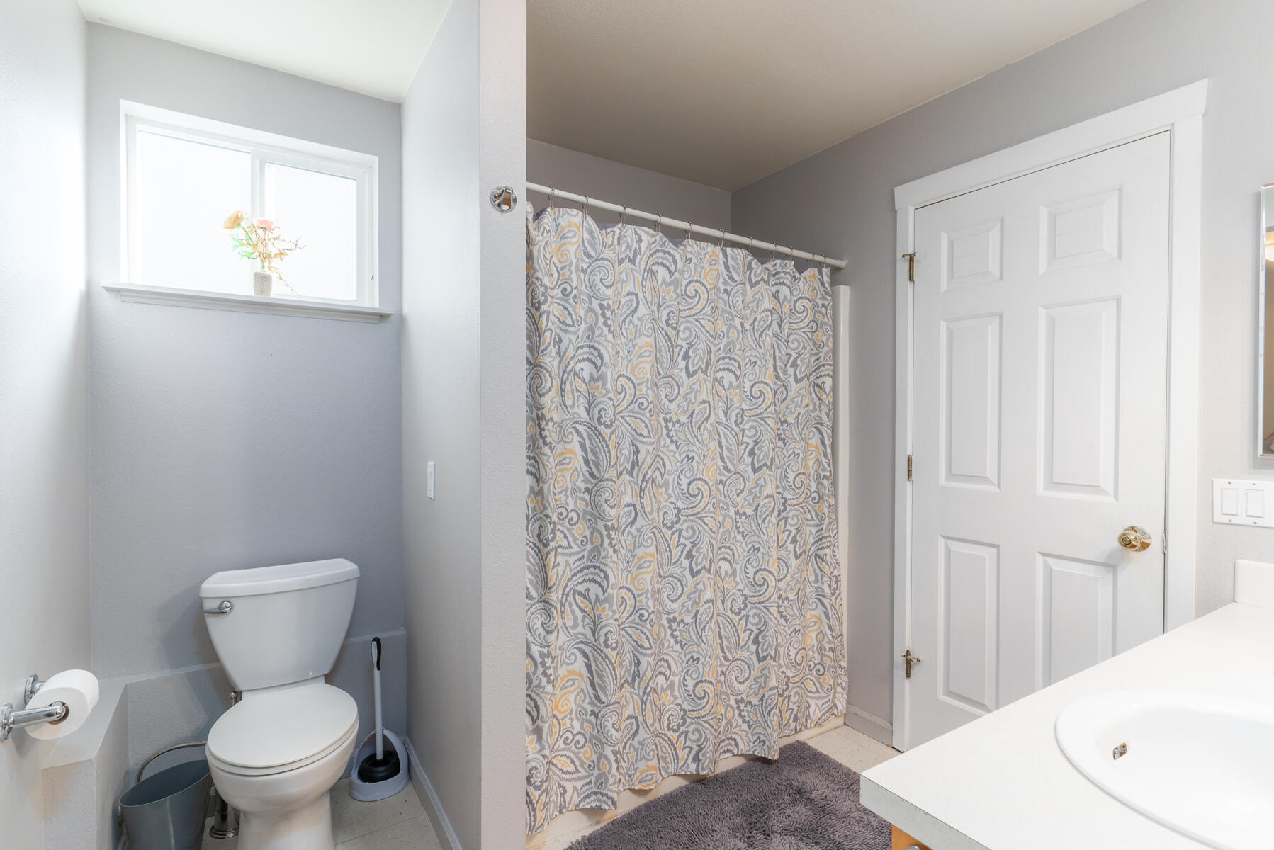 1531 NW Juniper Street, APT 2