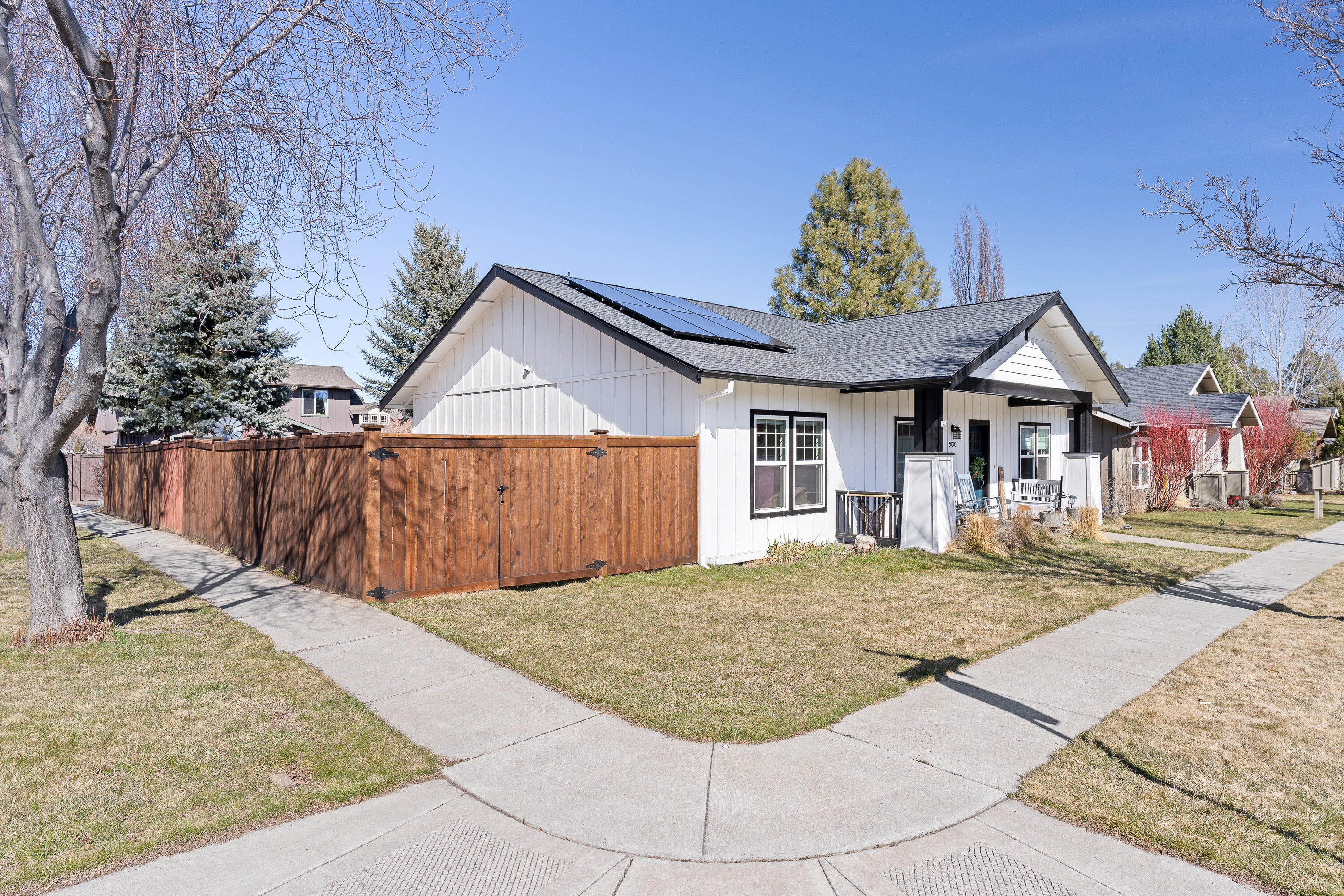 20608 Redwing Lane