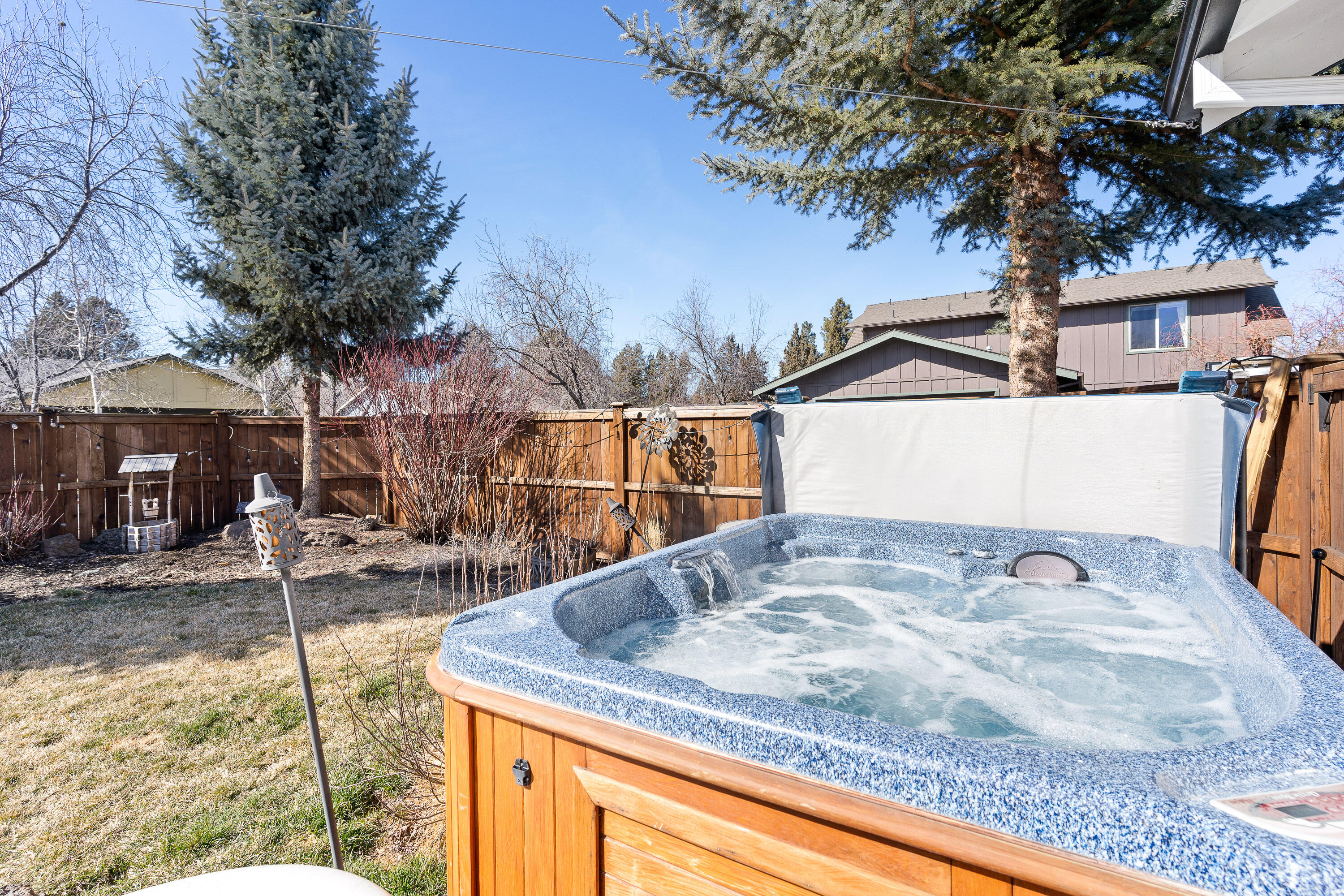 20608 Redwing Lane