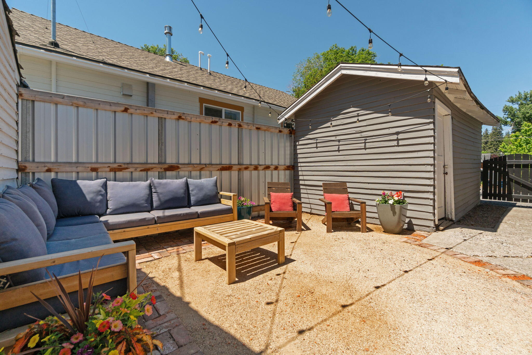 1447 NW 5th Street