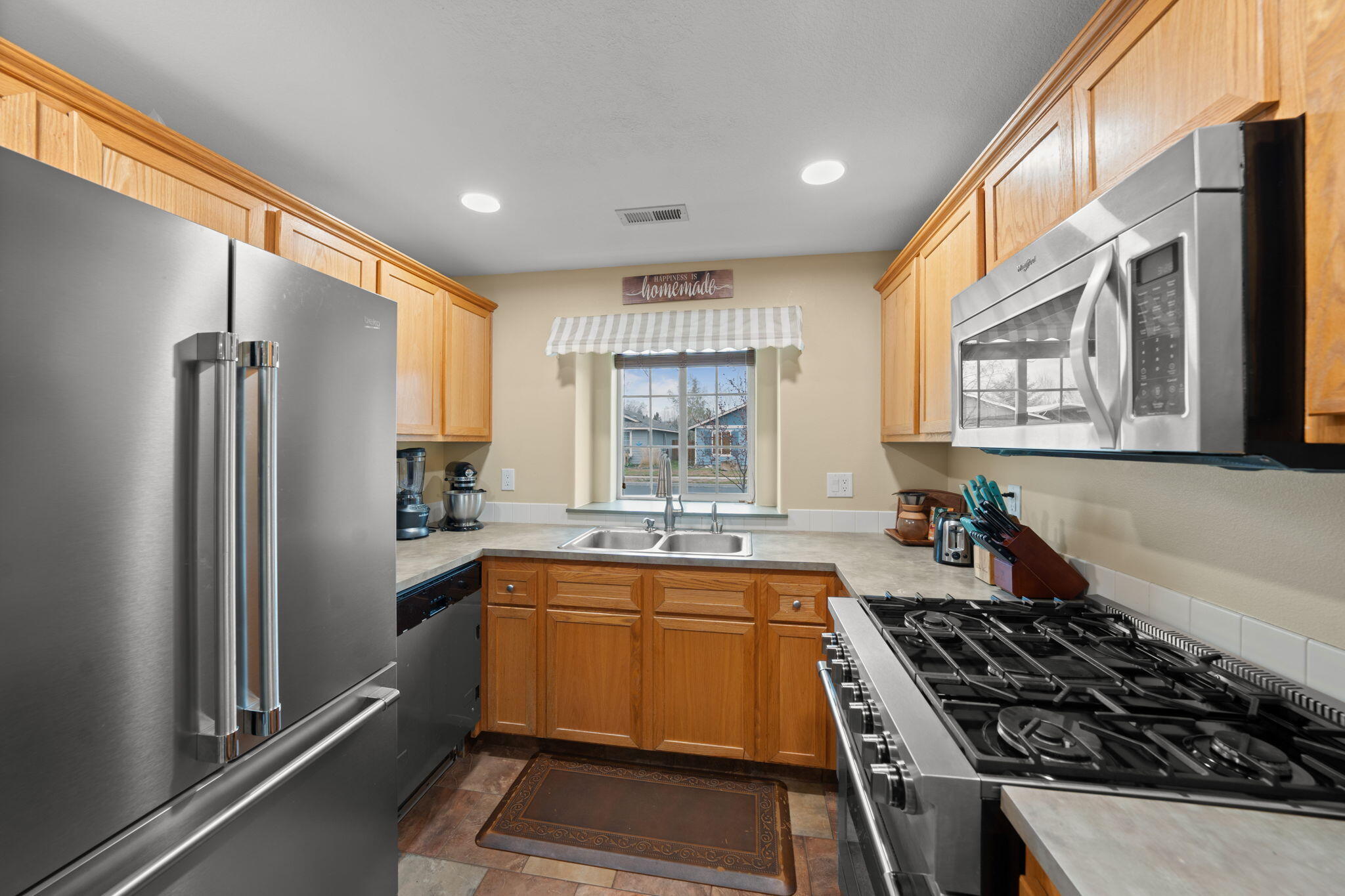 2839 SW SW Cascade Avenue