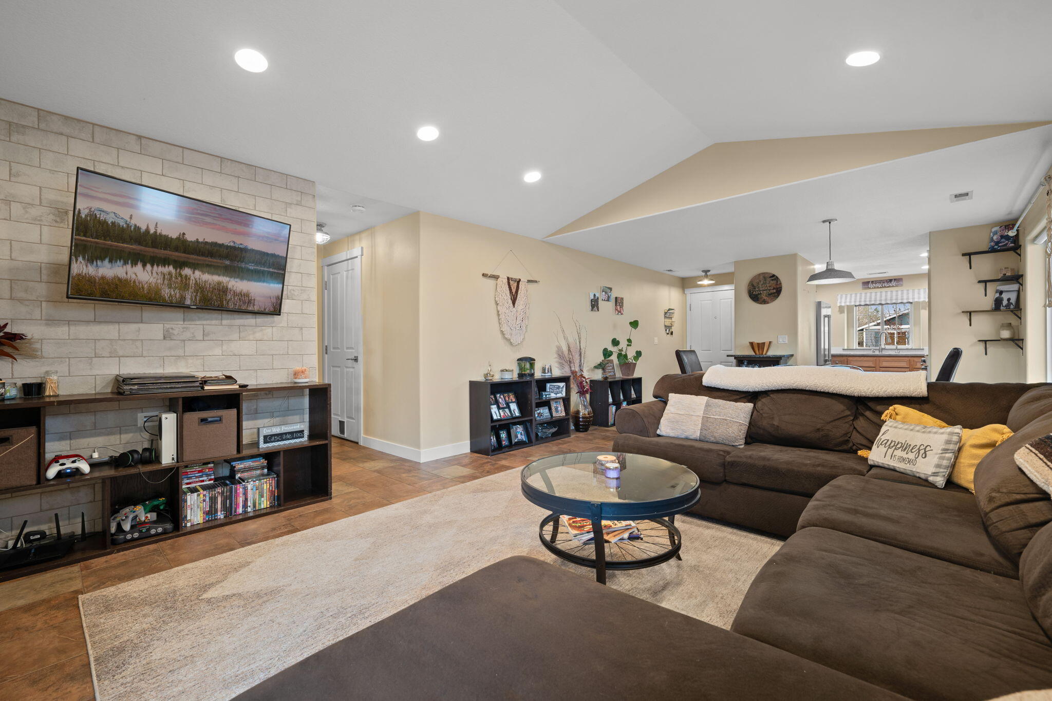 2839 SW SW Cascade Avenue