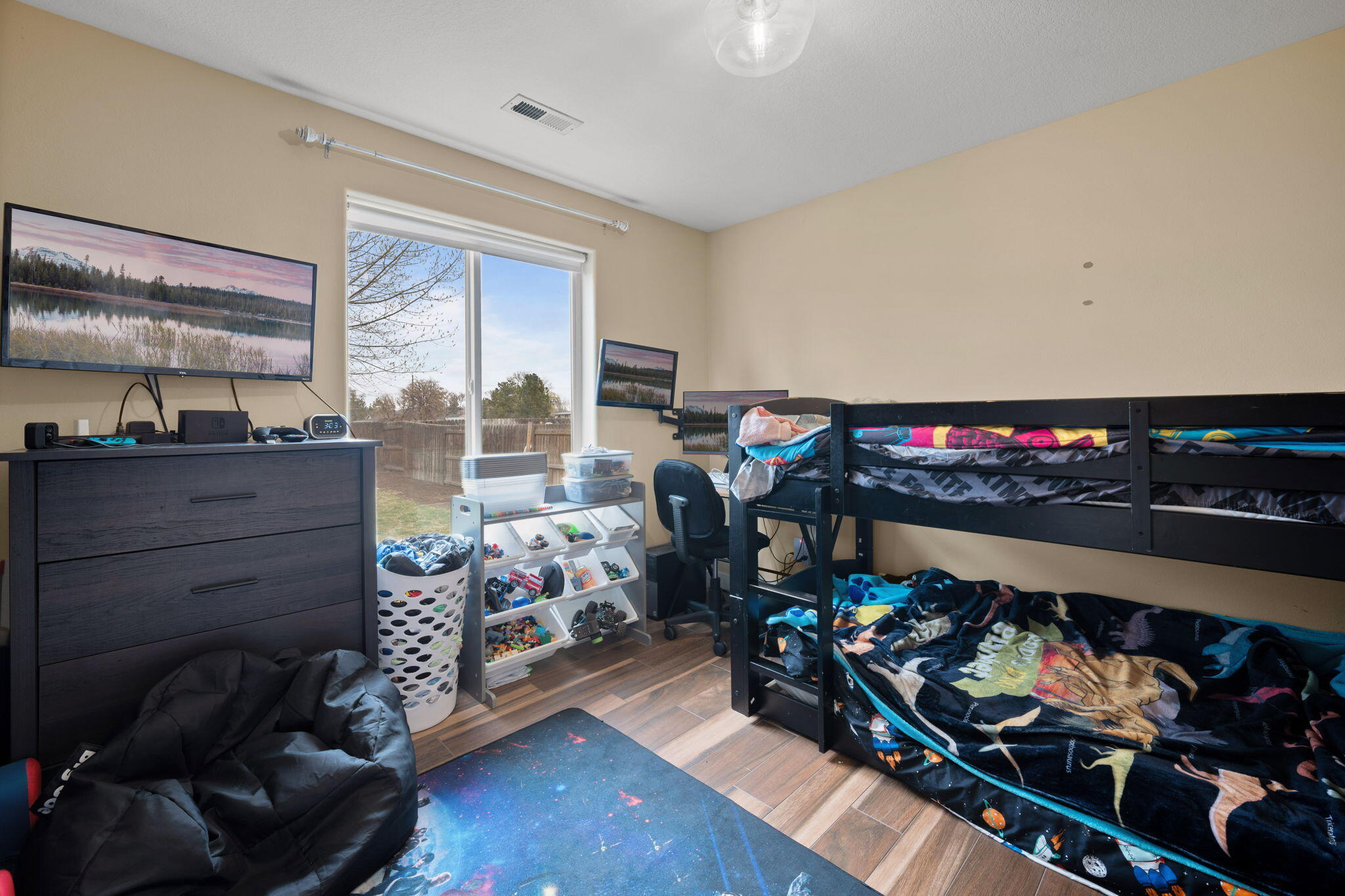 2839 SW SW Cascade Avenue