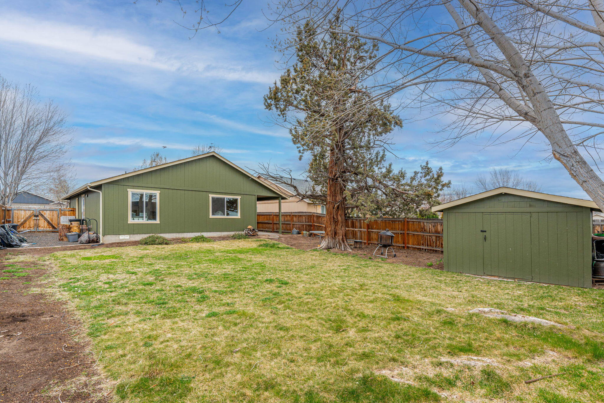 2839 SW SW Cascade Avenue