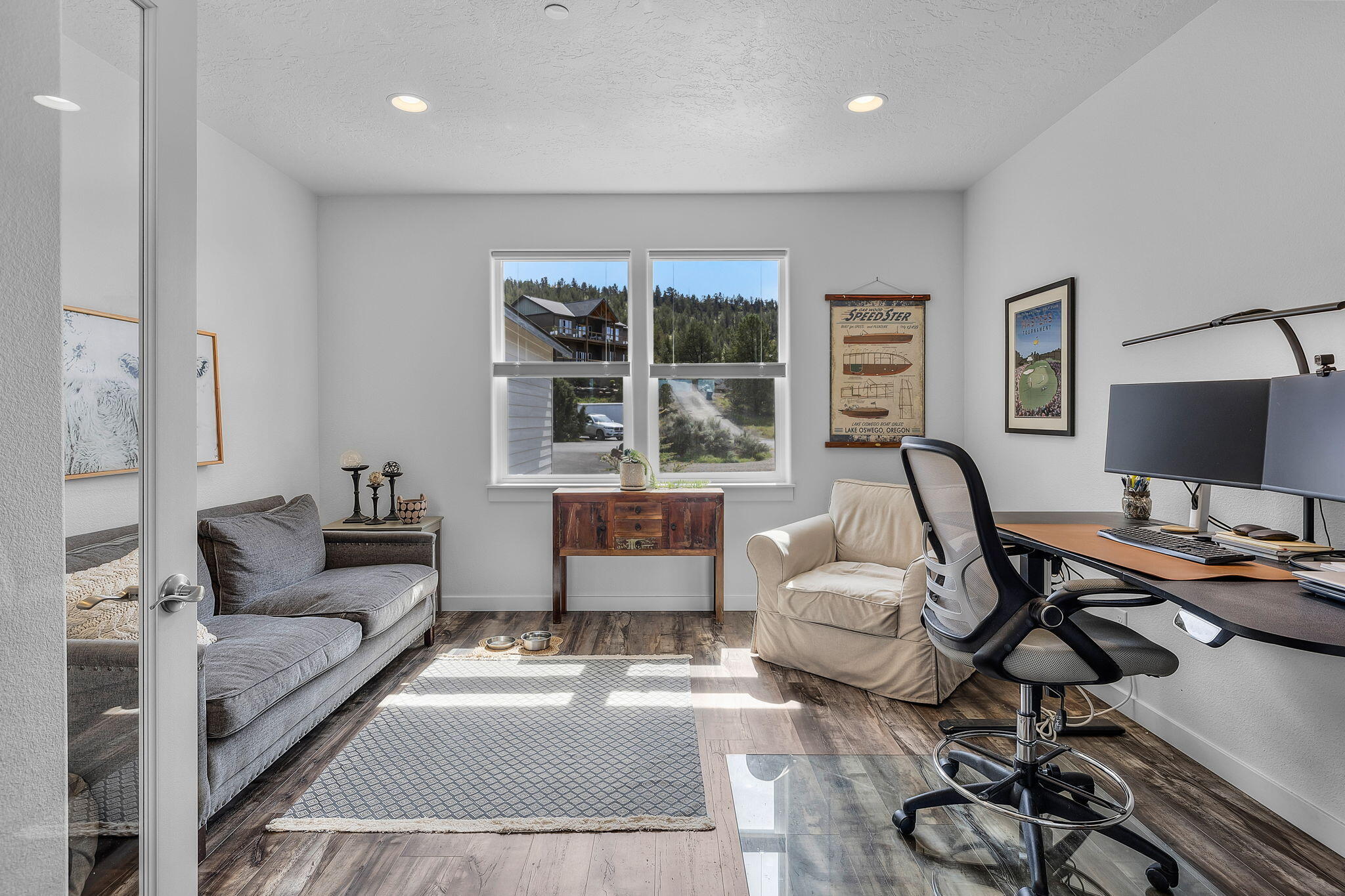 3929 NW Crescent Rim Drive NW