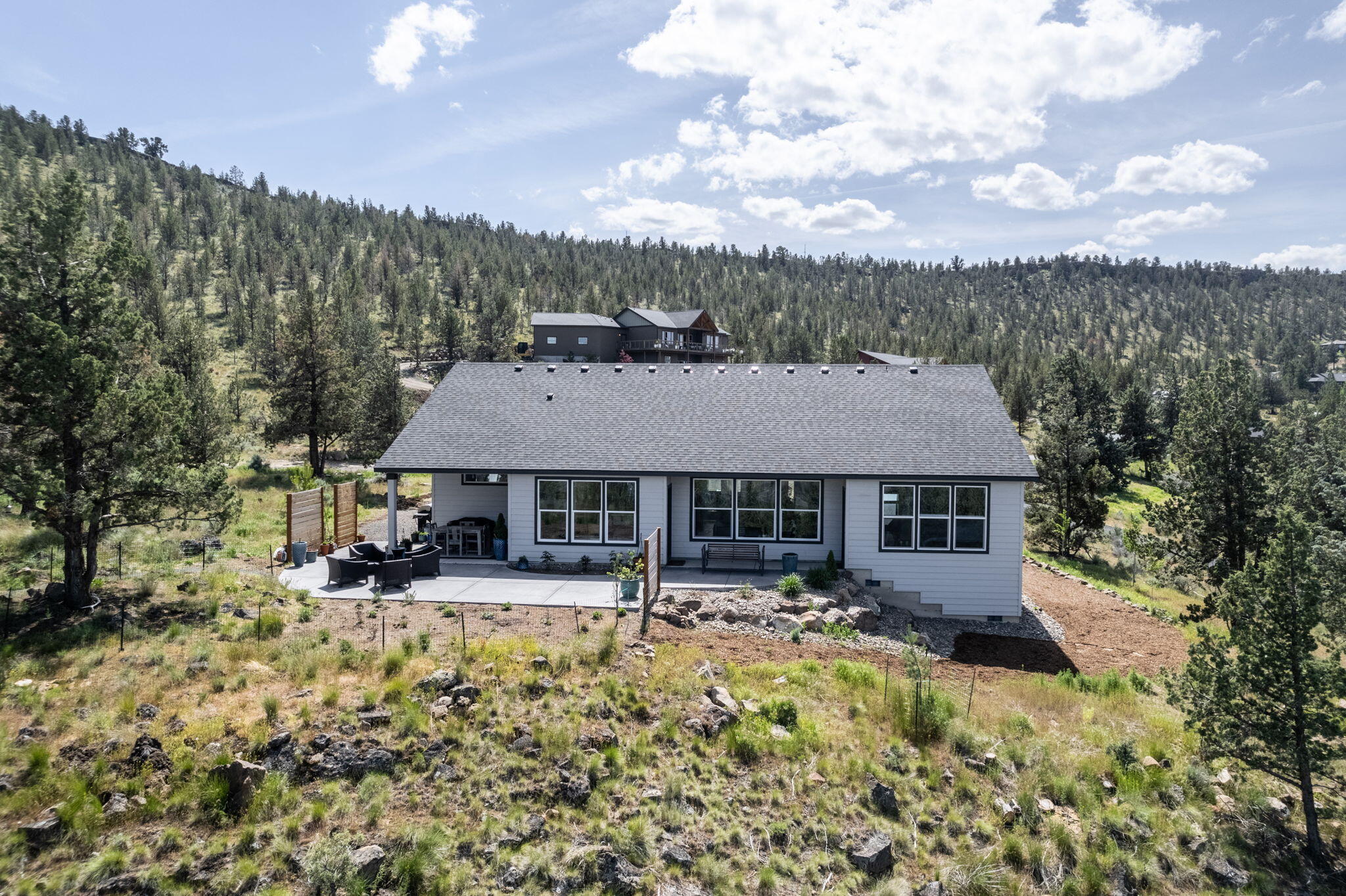 3929 NW Crescent Rim Drive NW