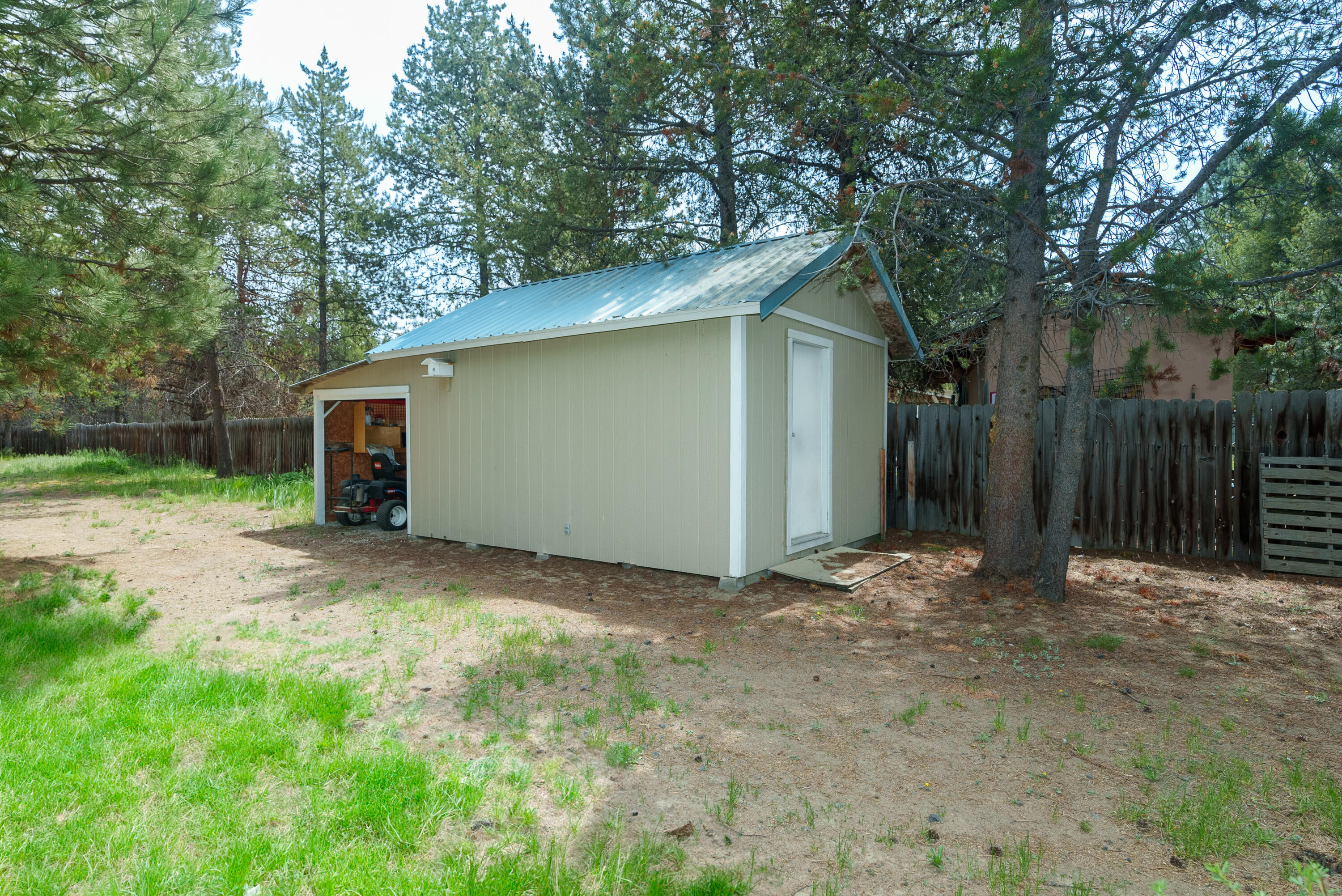 53462 Kokanee Lane