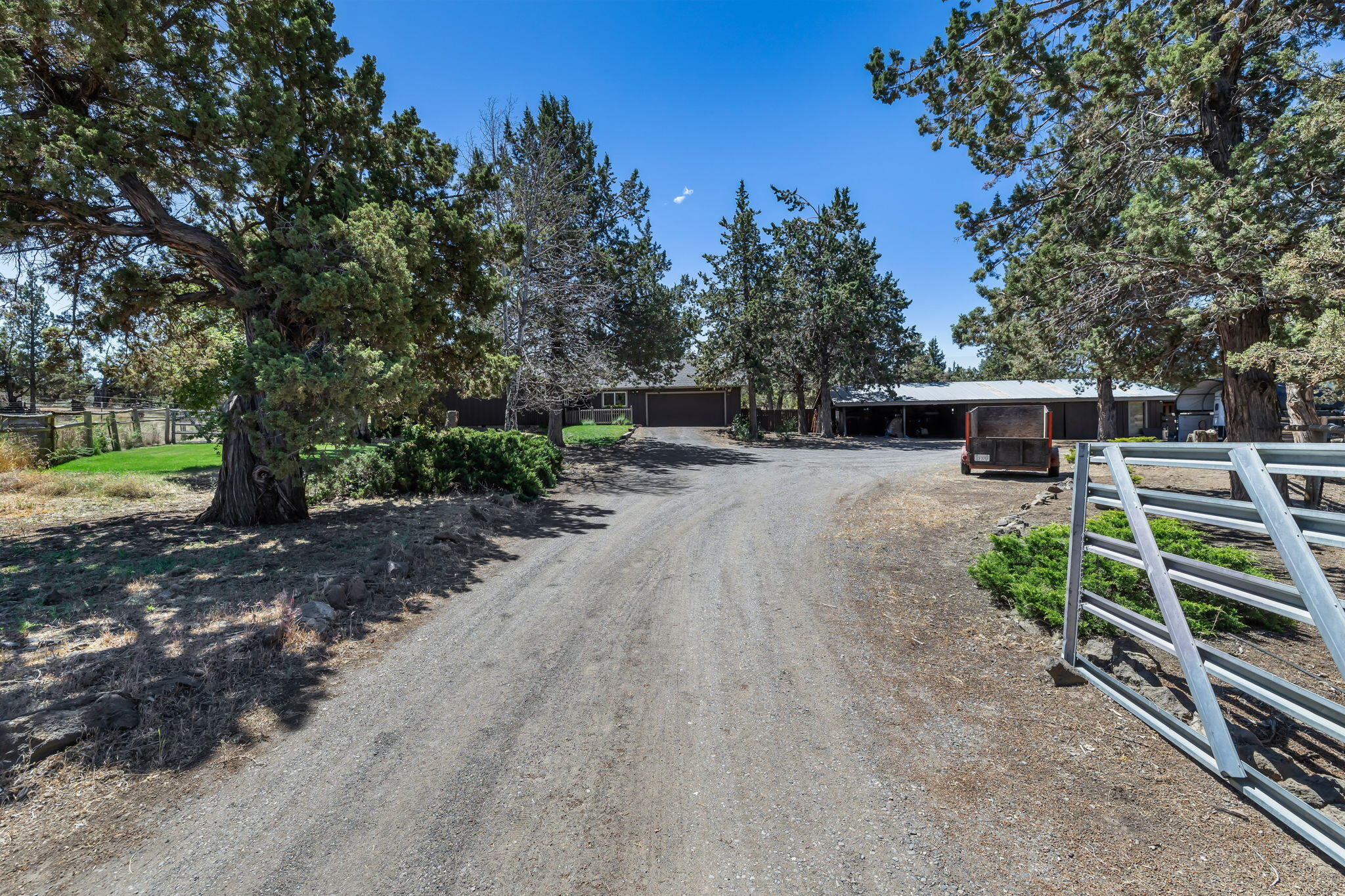 7778 SW Salmon Avenue