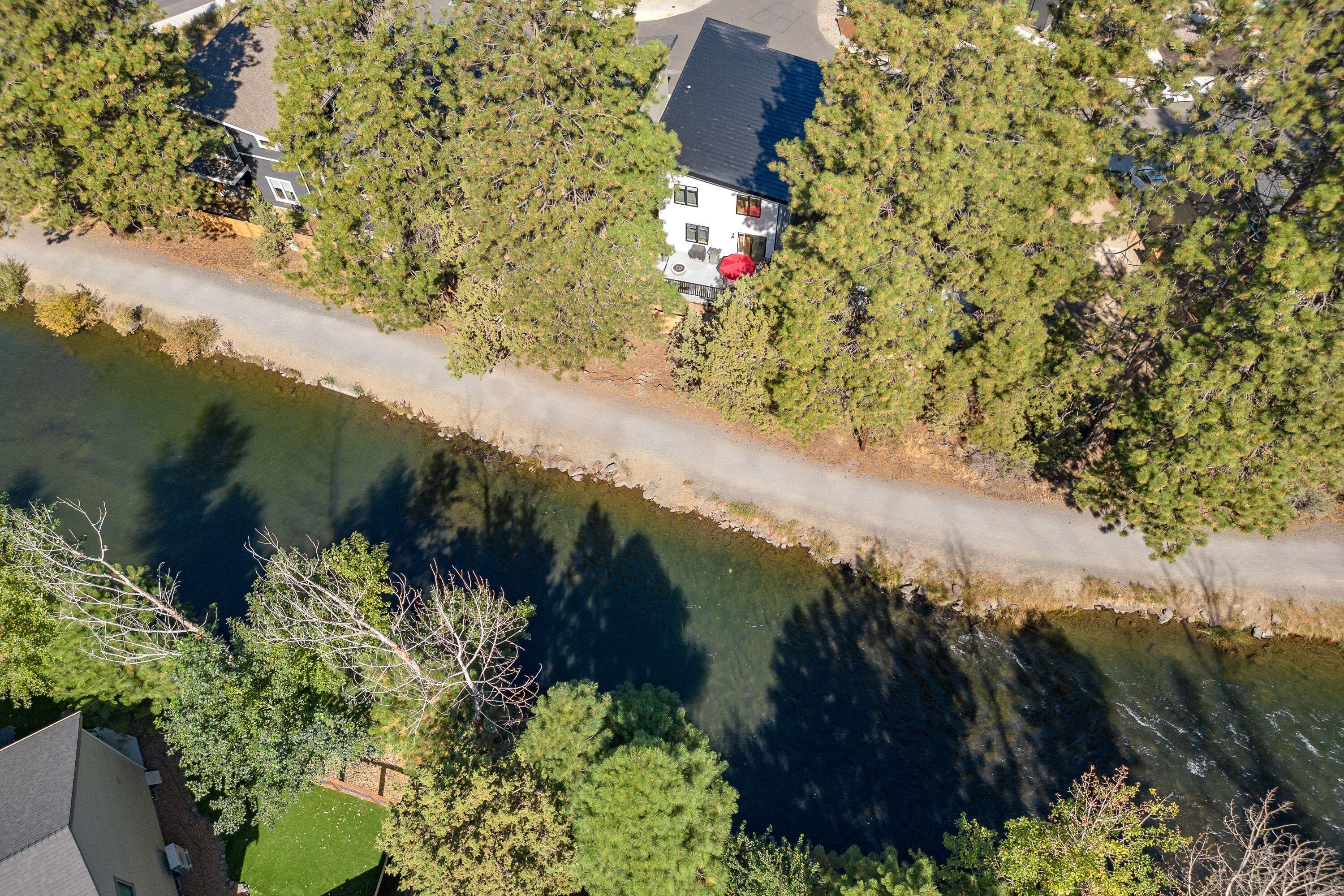 1325 SW Boardwalk Lane